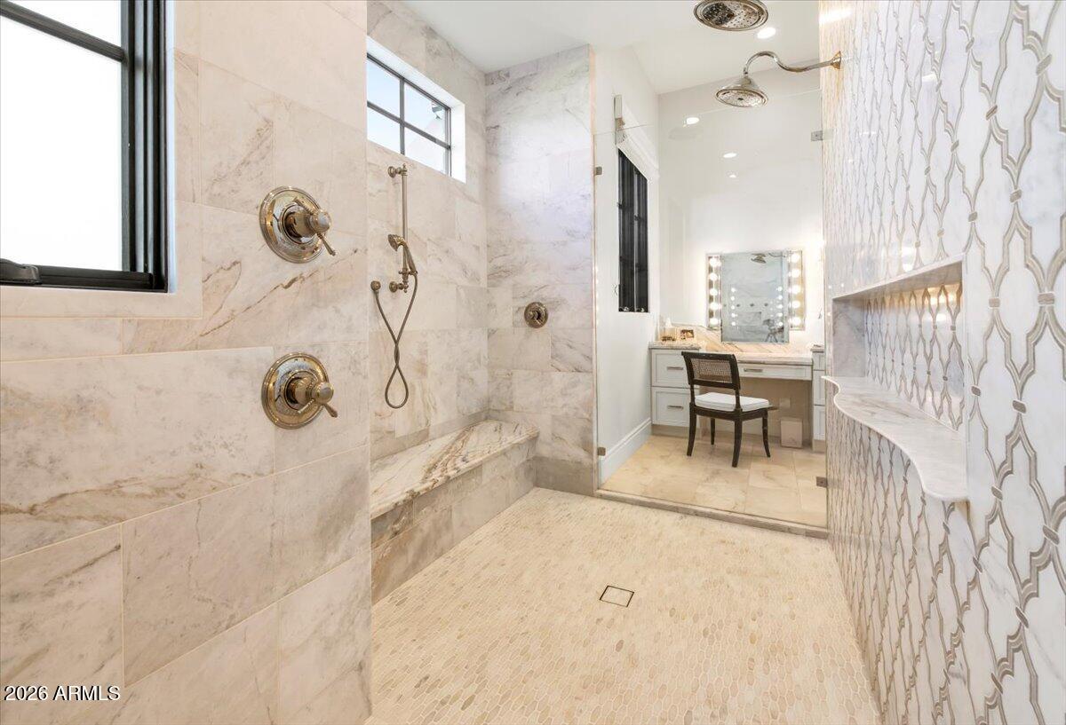 GROSSE POINTE HIGHLANDS - Residential