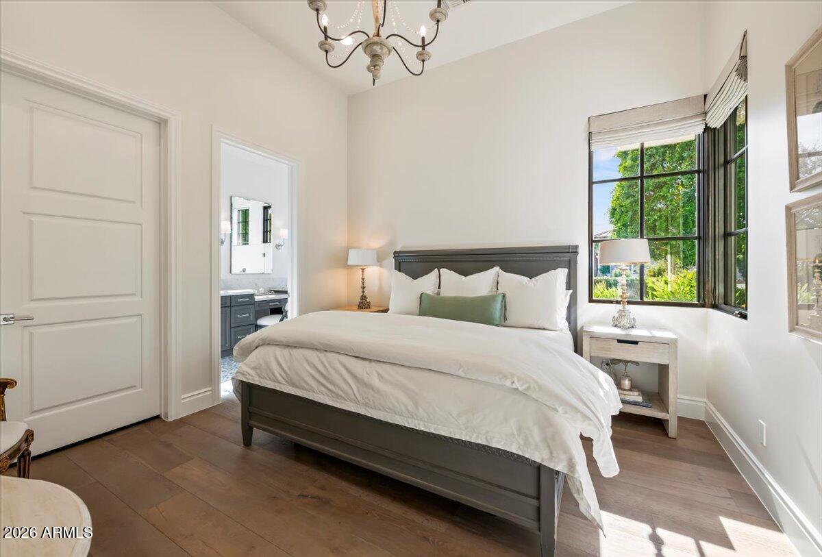 GROSSE POINTE HIGHLANDS - Residential