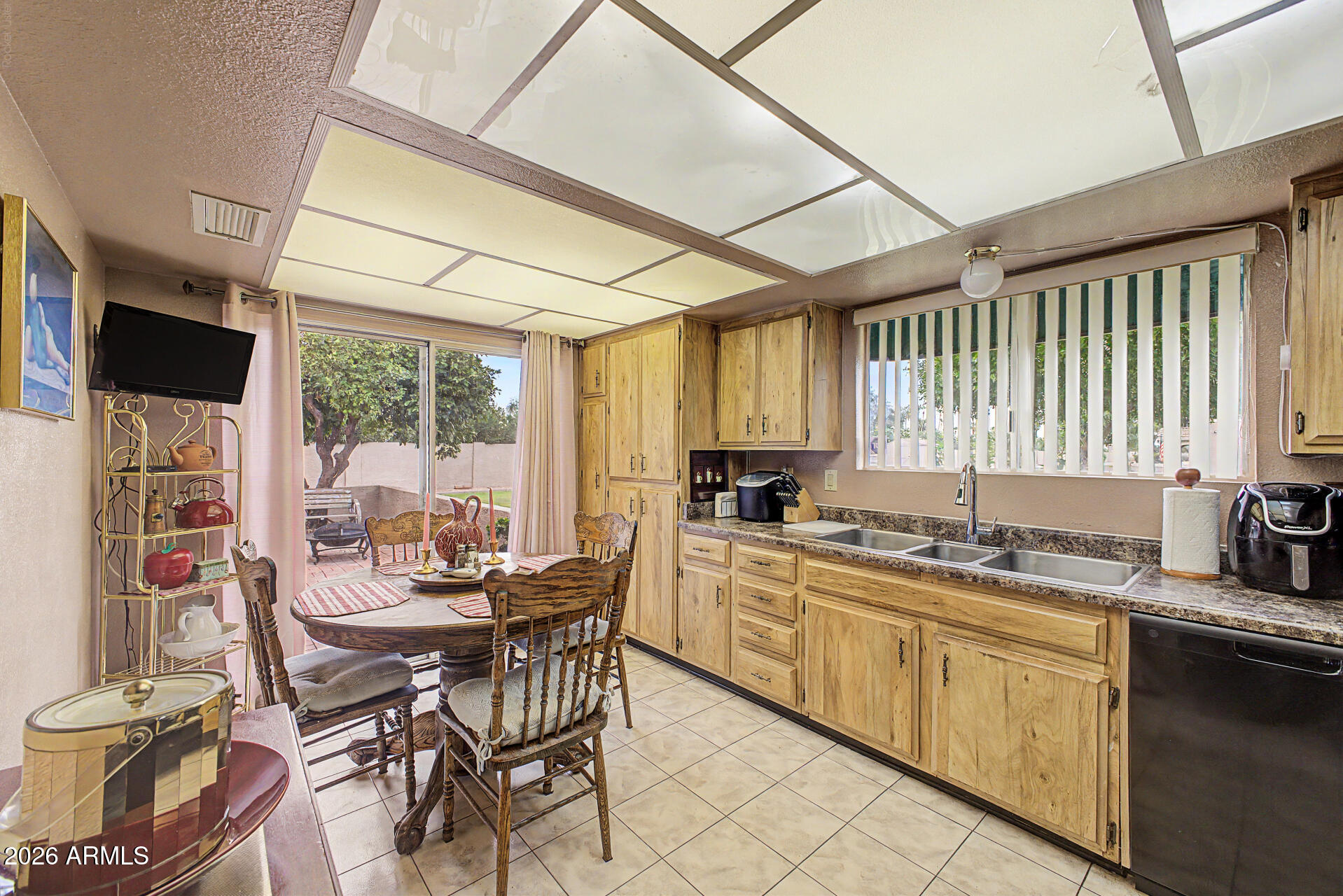 SUN LAKES UNIT 11 - Residential