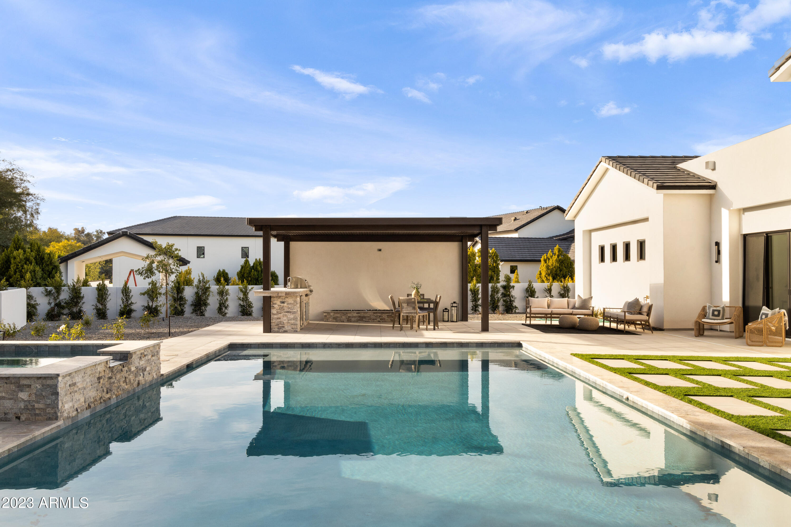 Mirage Crossing - Residential