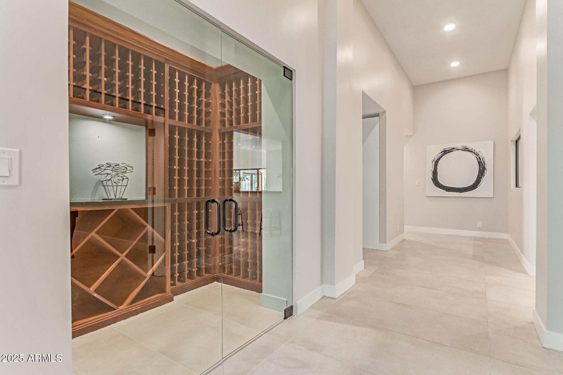 VISTA LOS ARCOS - Residential