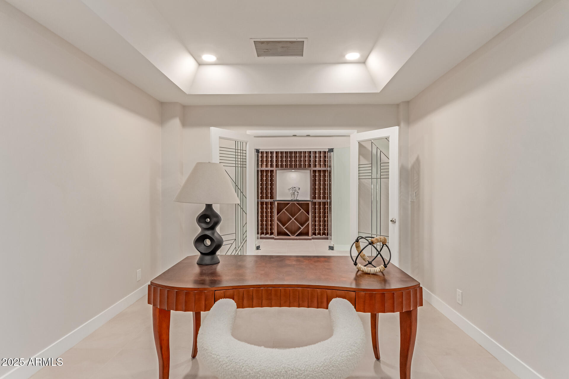 VISTA LOS ARCOS - Residential