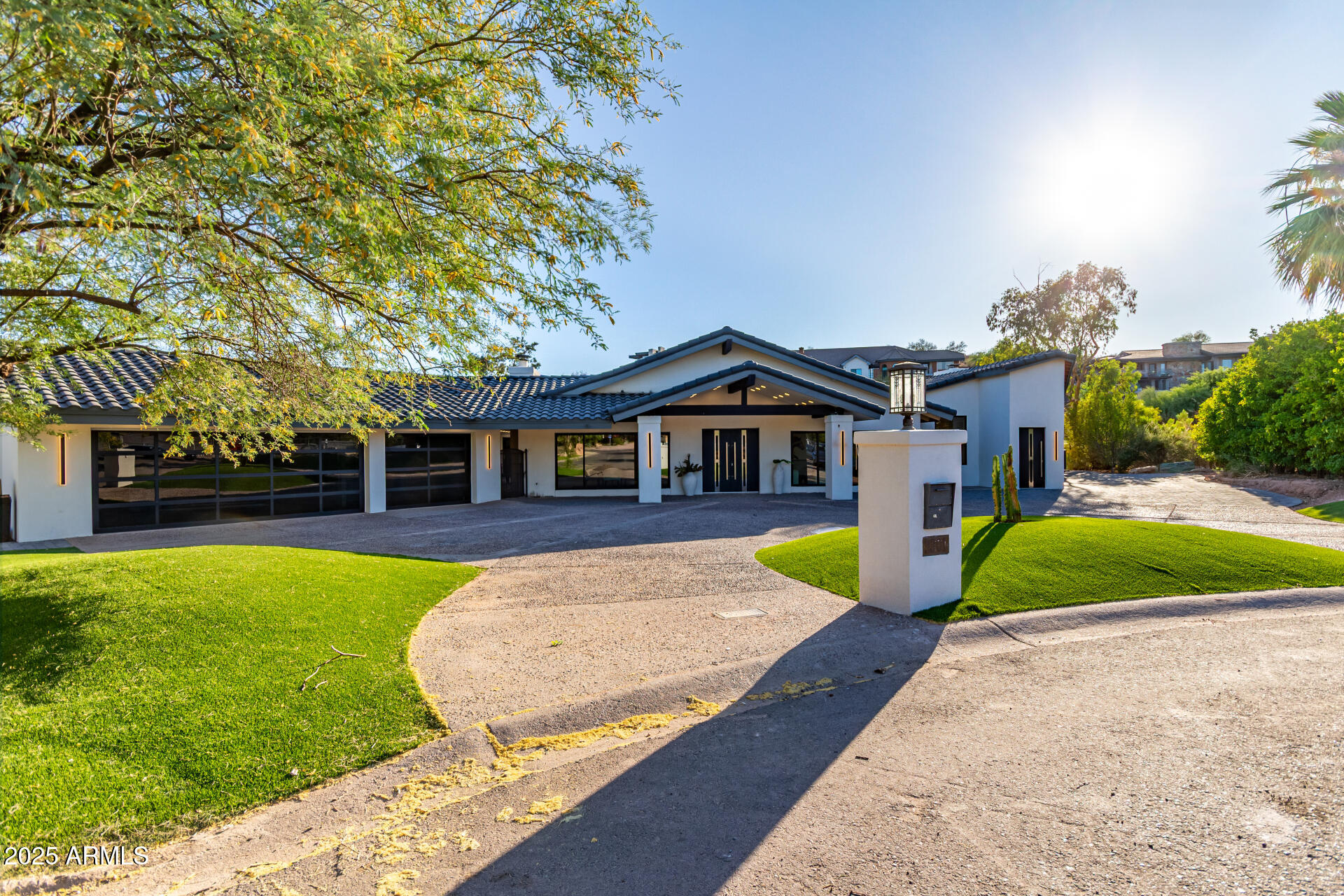 VISTA LOS ARCOS - Residential