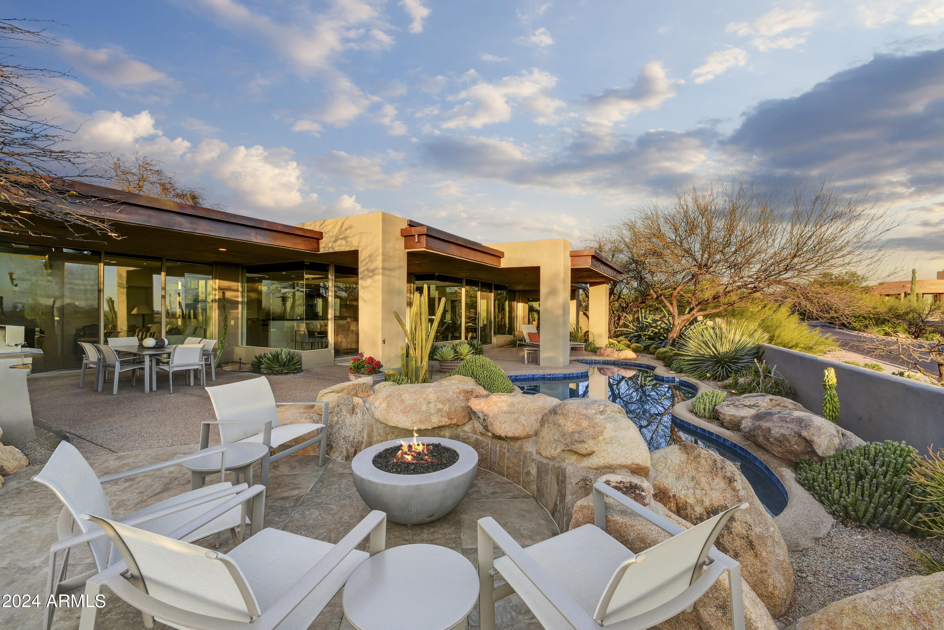DESERT MOUNTAIN - Residential