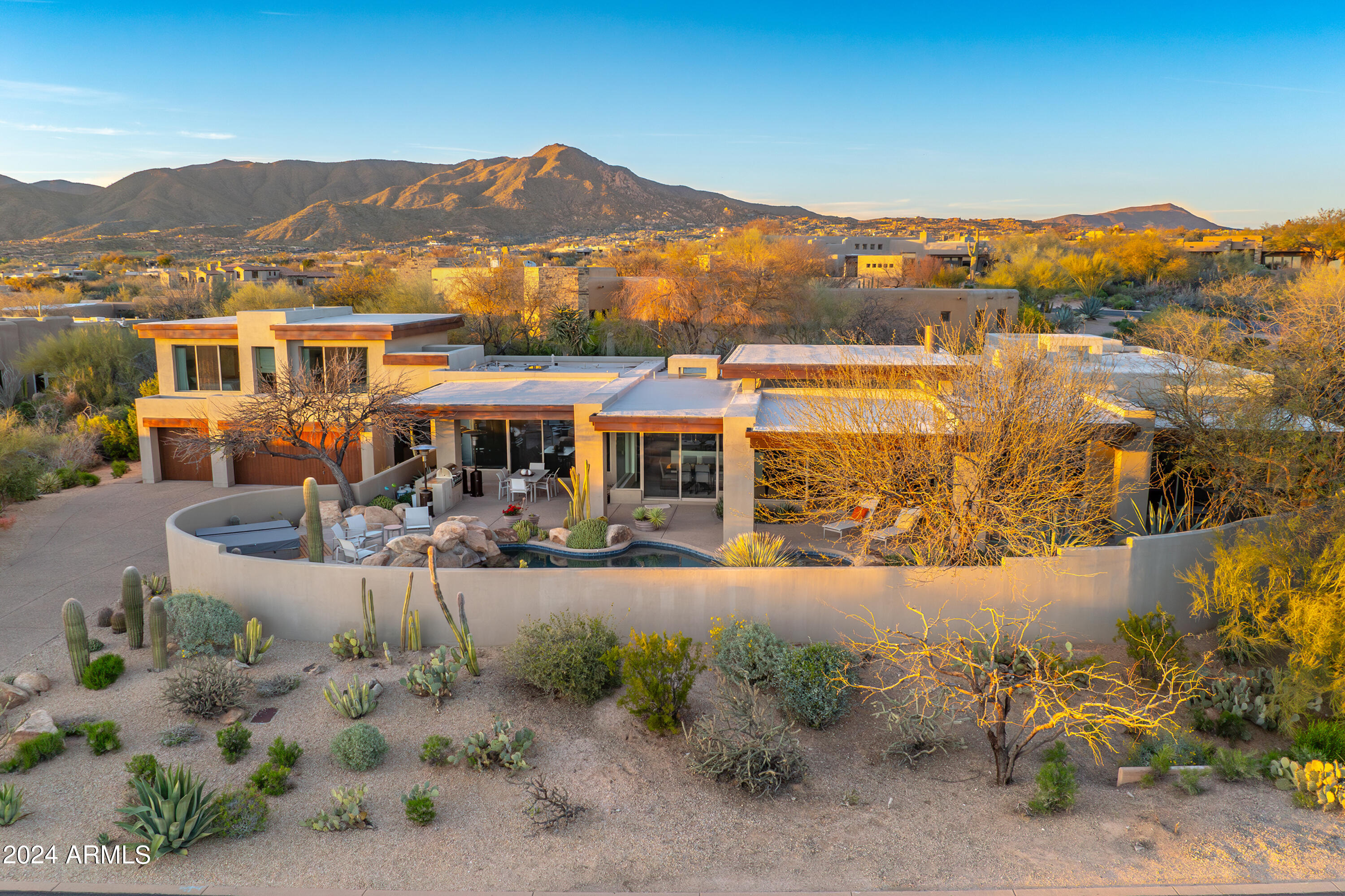 DESERT MOUNTAIN - Residential