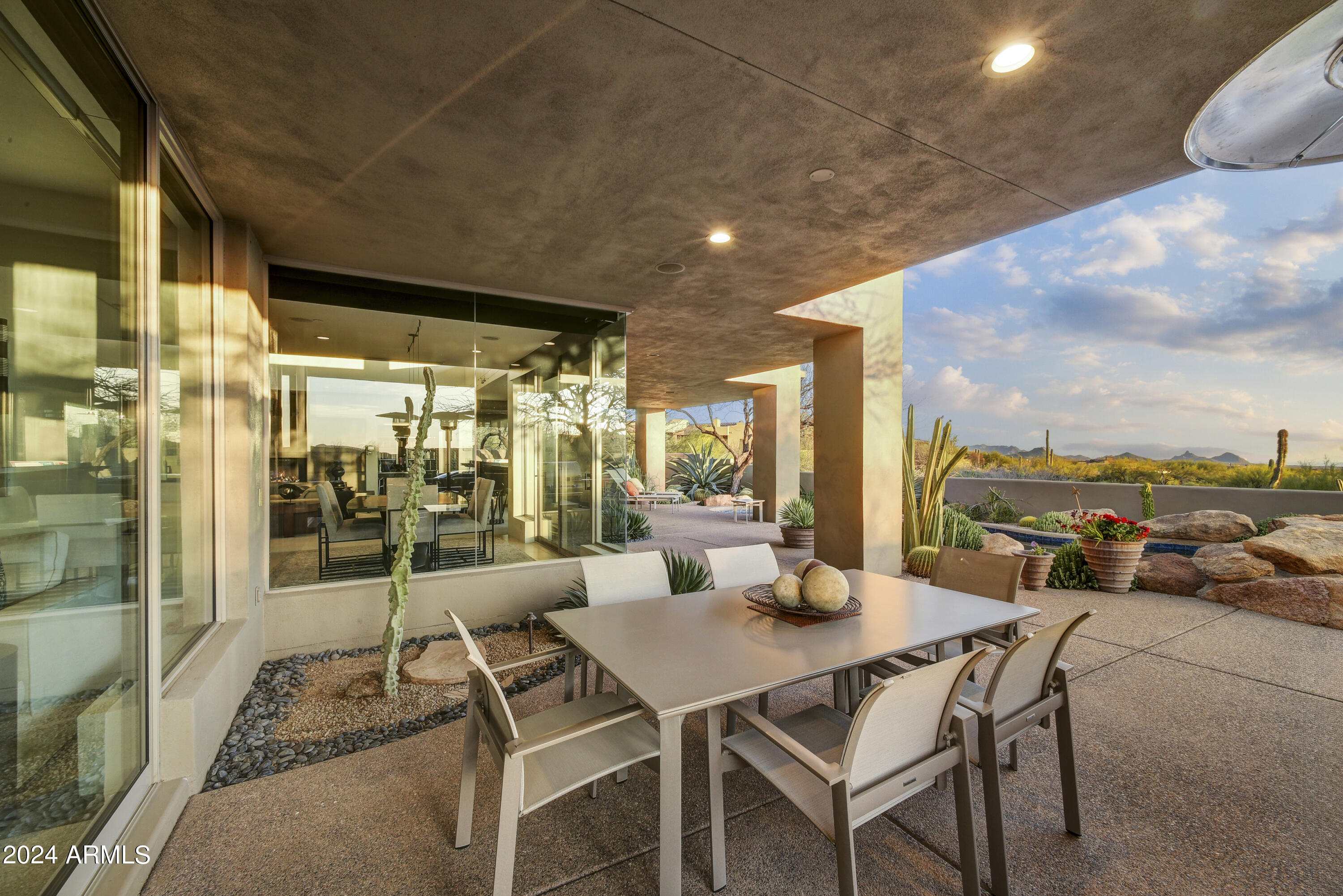 DESERT MOUNTAIN - Residential