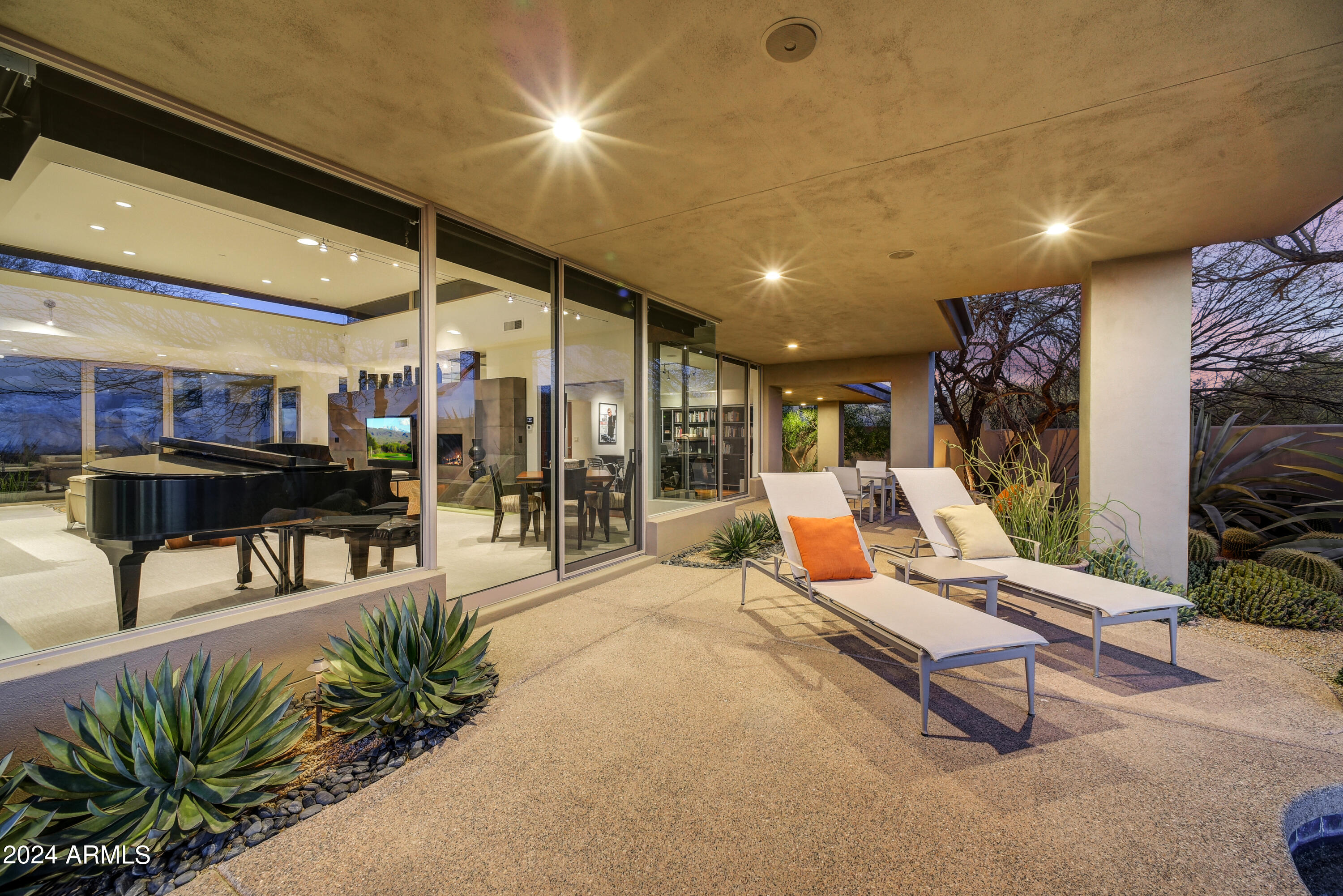 DESERT MOUNTAIN - Residential