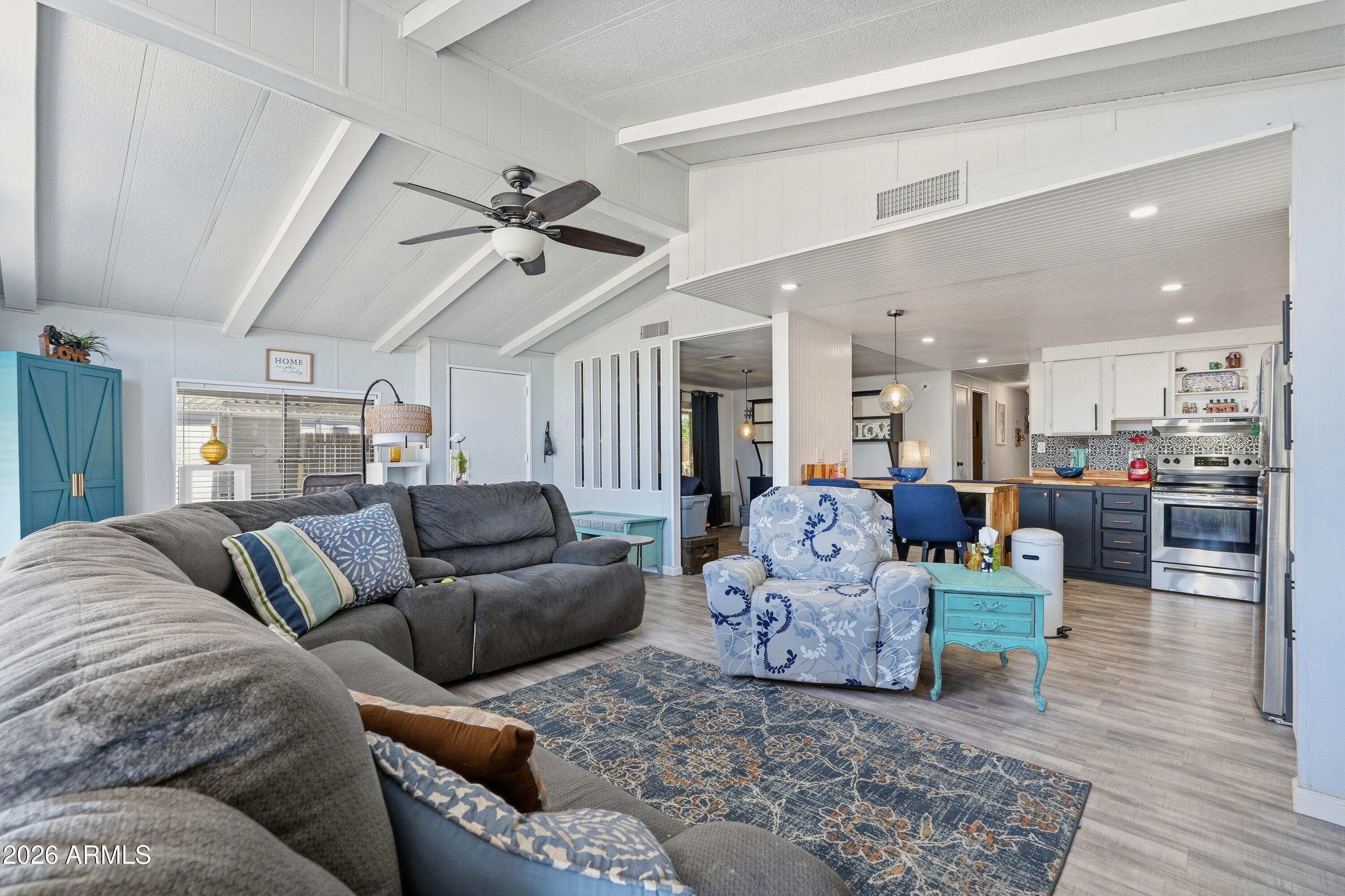 Peoria Polynesian Villiage - Residential