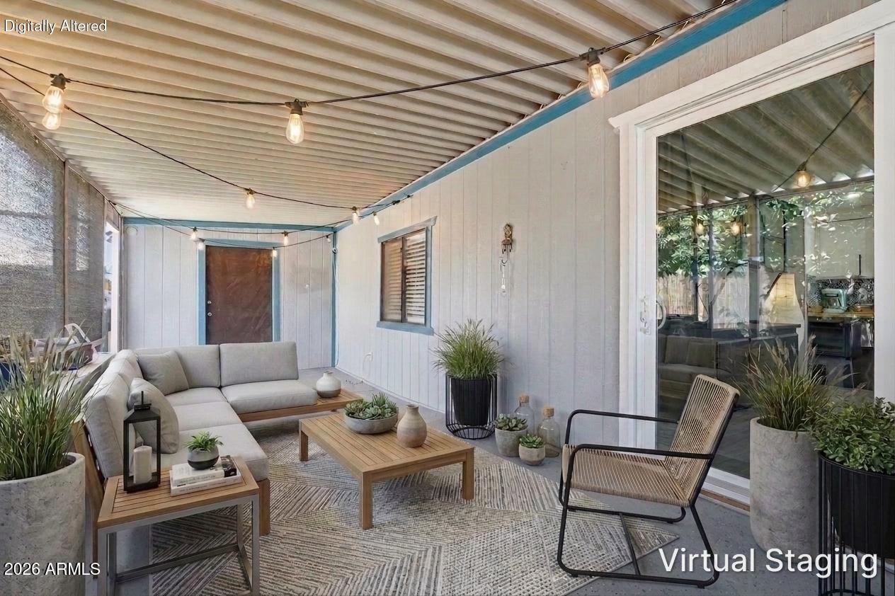 Peoria Polynesian Villiage - Residential