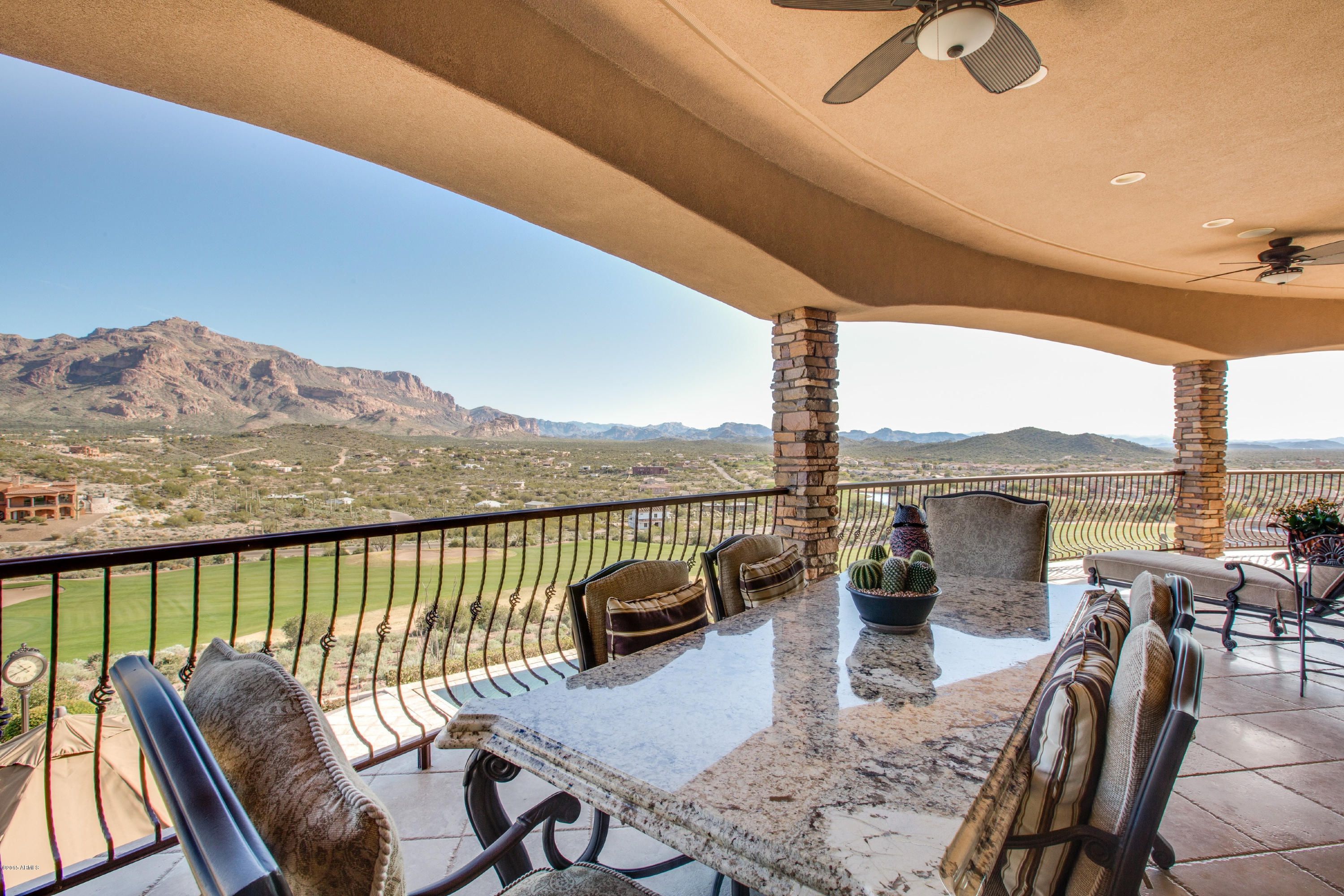 VISTA DEL CORAZON - Residential
