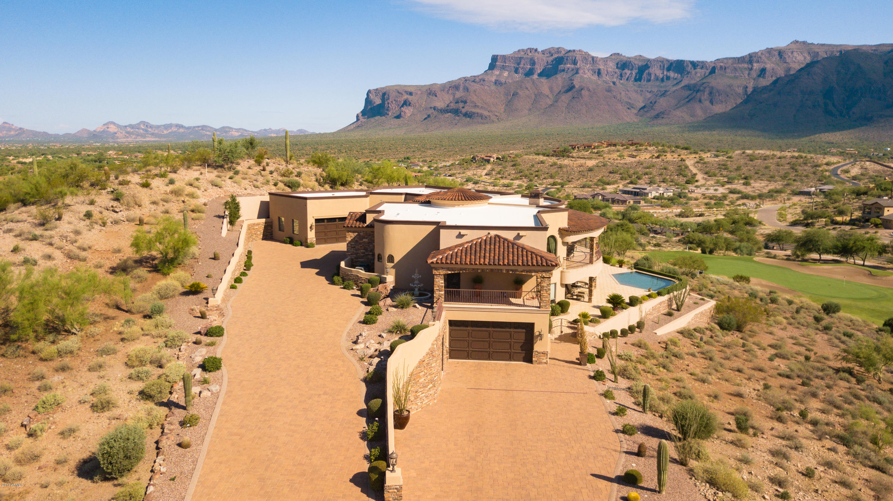 VISTA DEL CORAZON - Residential