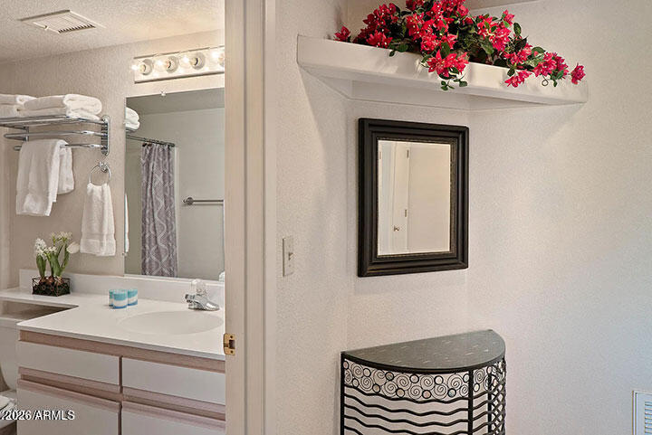 Fairway Oaks - Residential Income
