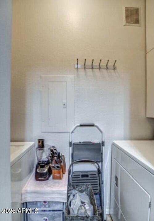 BRICK COMMONS CONDOMINIUM - Residential