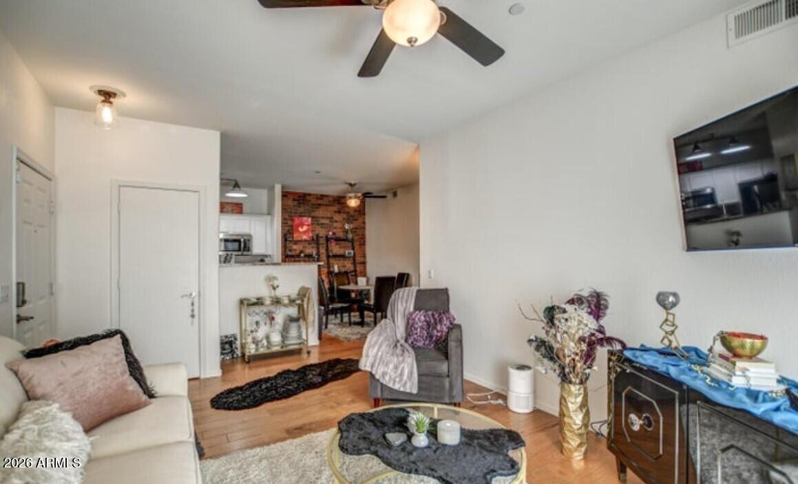 BRICK COMMONS CONDOMINIUM - Residential