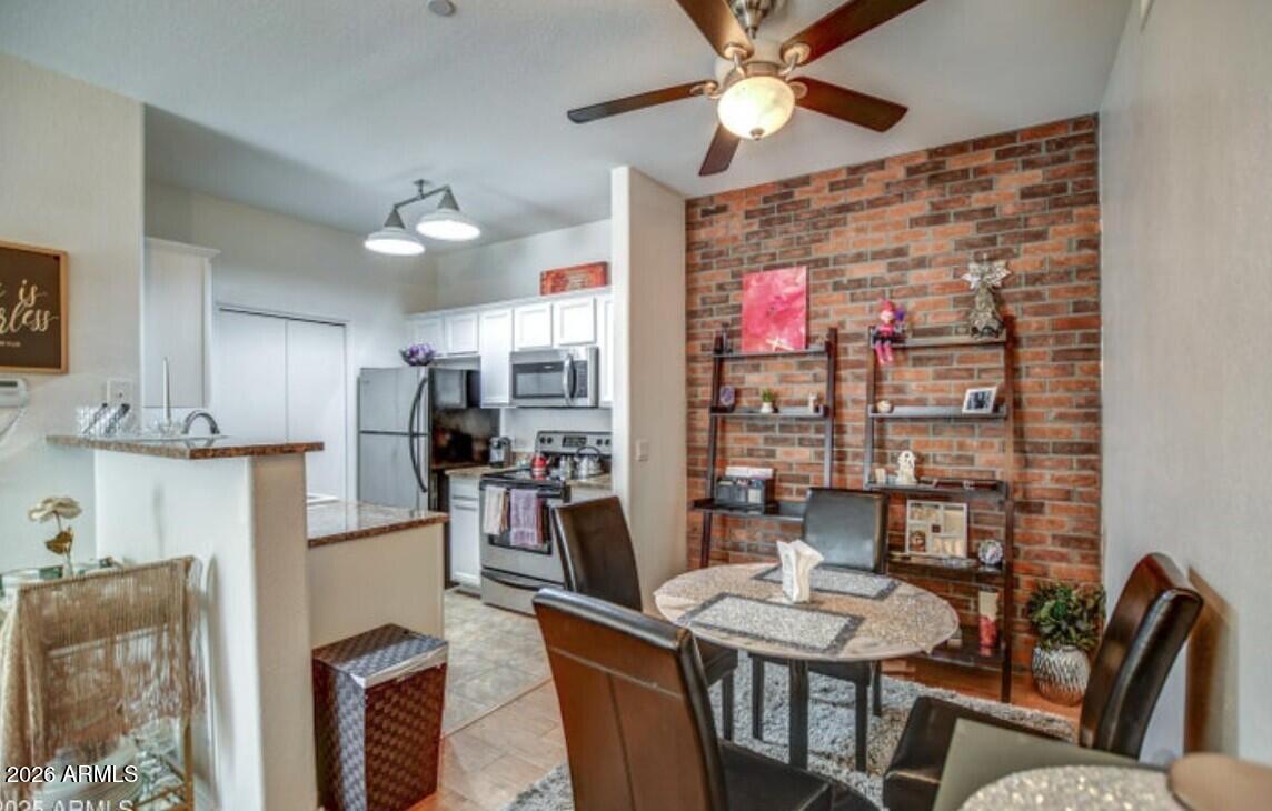 BRICK COMMONS CONDOMINIUM - Residential