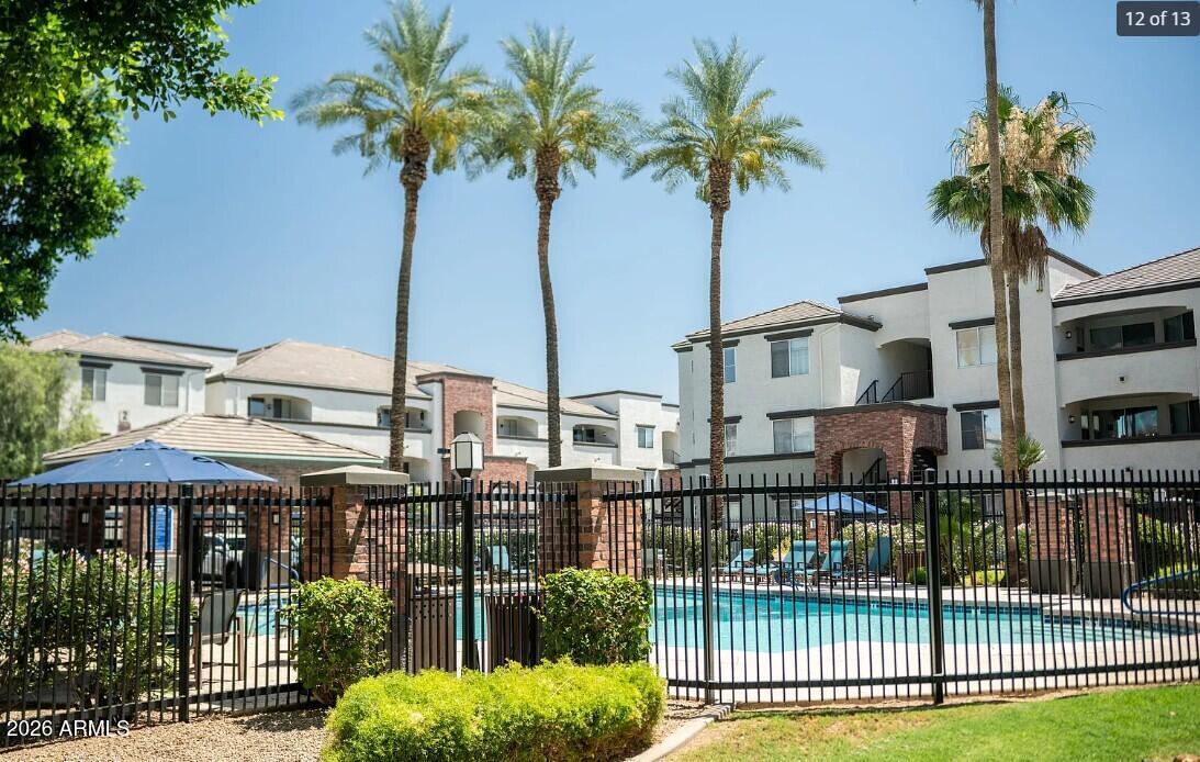 Recently remodeled 1 bed, 1 bath condo in the heart of downtown Phoenix, close to work, entertainment, sports, and freeway access. Features an open floor plan, spa-like walk-in shower - move in ready! Includes a rare 1-car garage with direct entry--one of the few in the community! Enjoy living in this gated community with resort style amenities including pool, clubhouse, and fitness center.