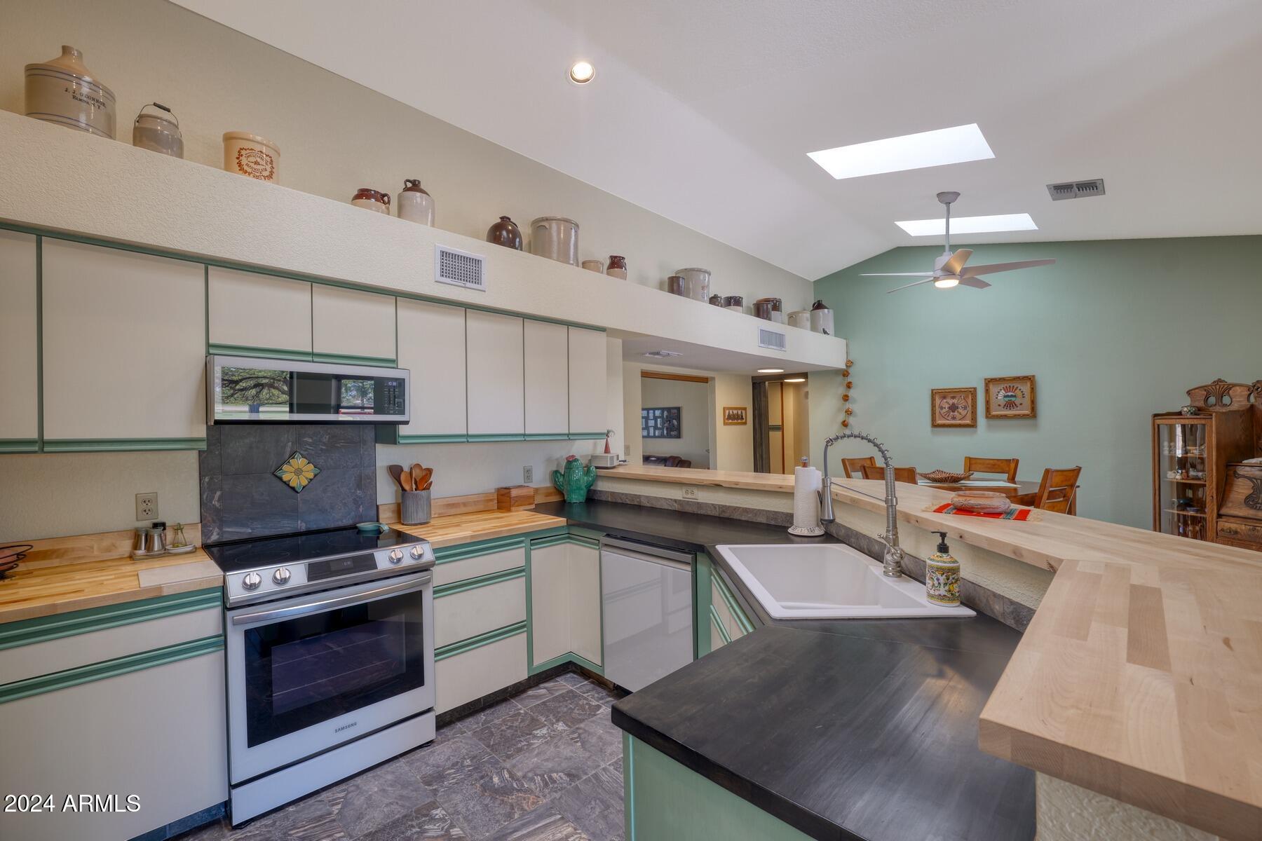 PUEBLO DEL SOL COUNTRY CLUB ESTATES 1 - Residential