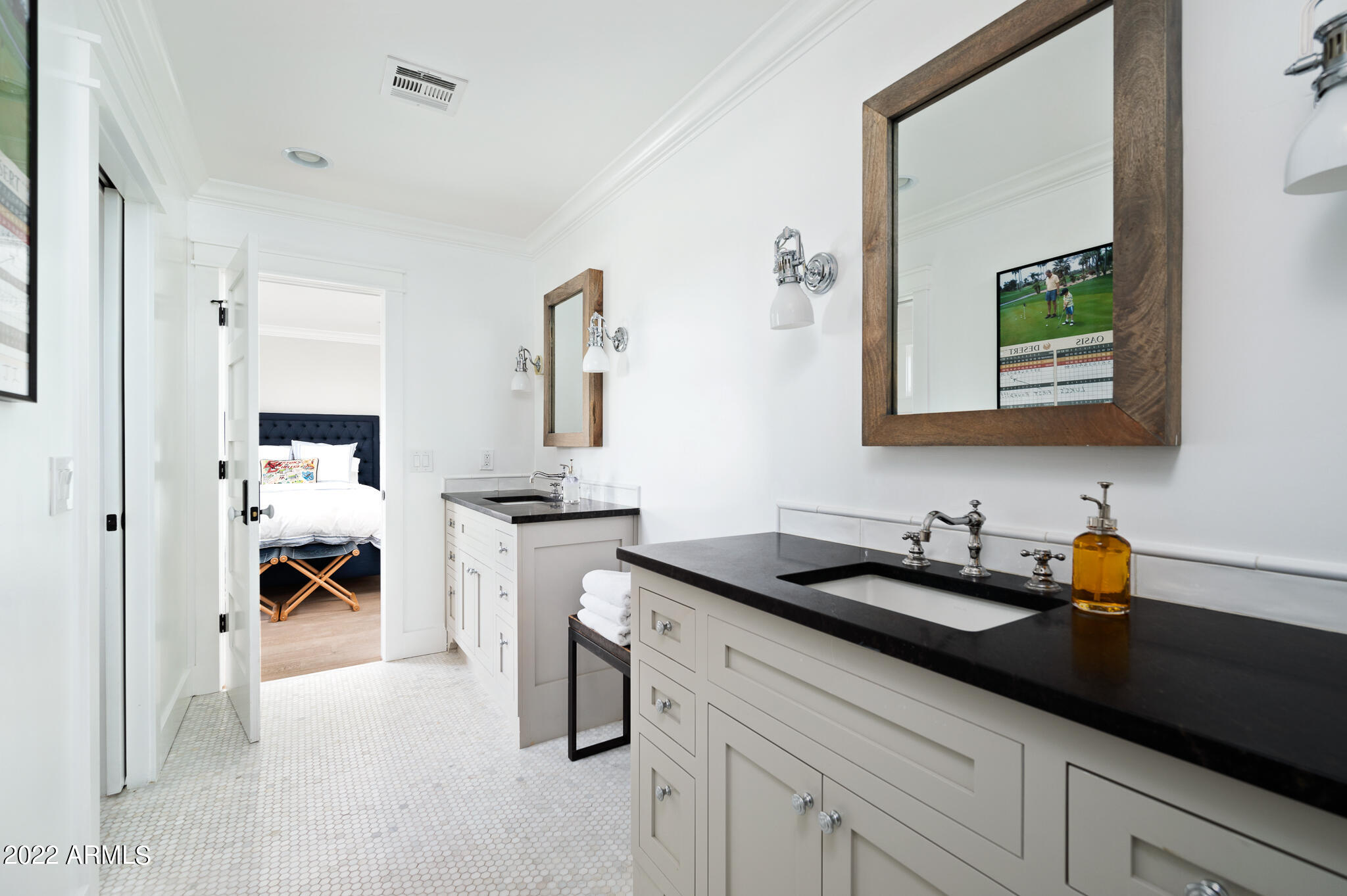 ARGYLE CIRCLE - Residential