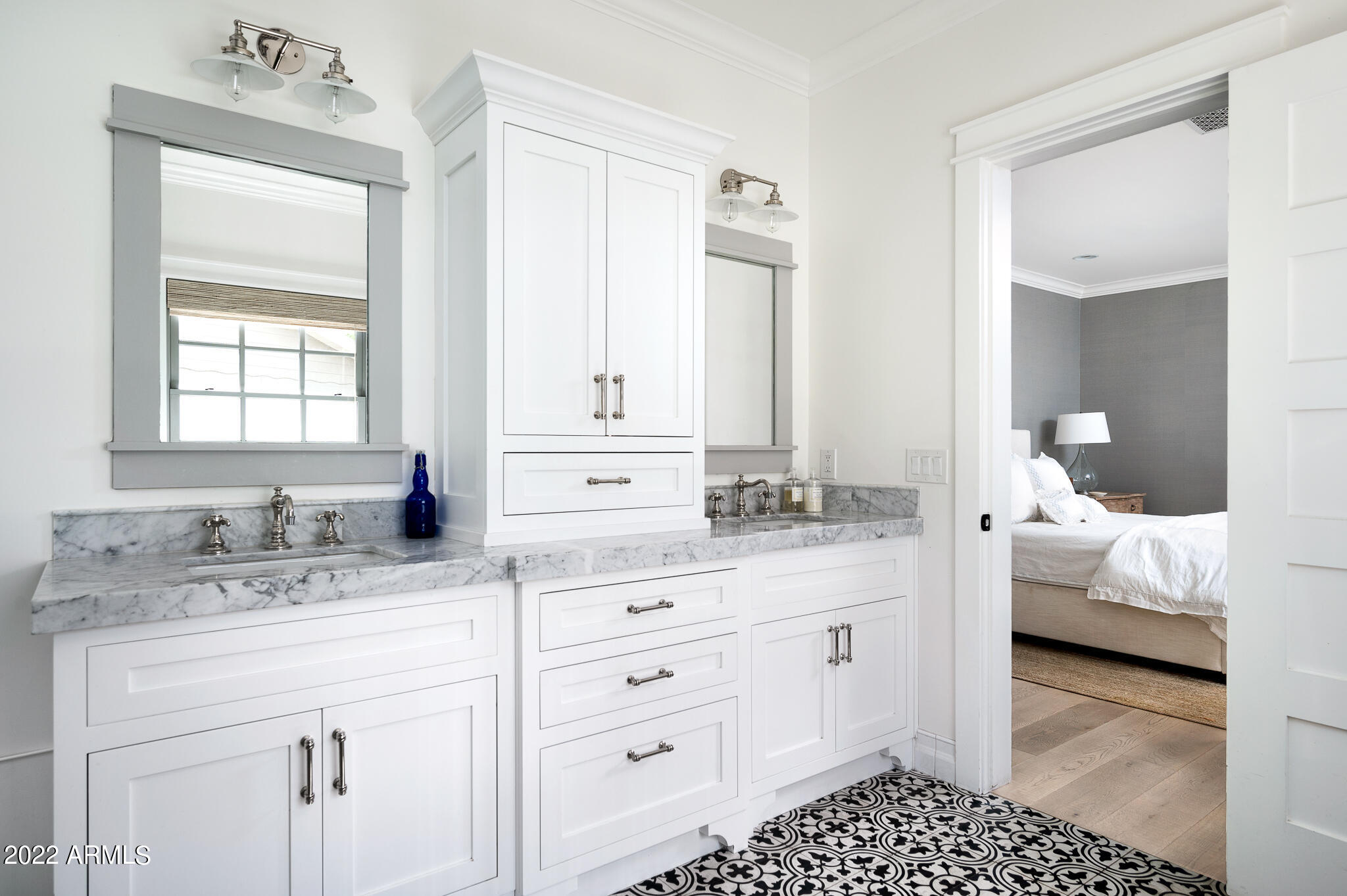 ARGYLE CIRCLE - Residential