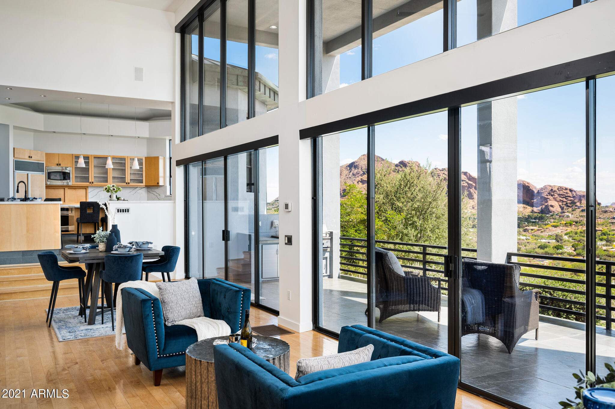 PARADISE HIGHLANDS - Residential