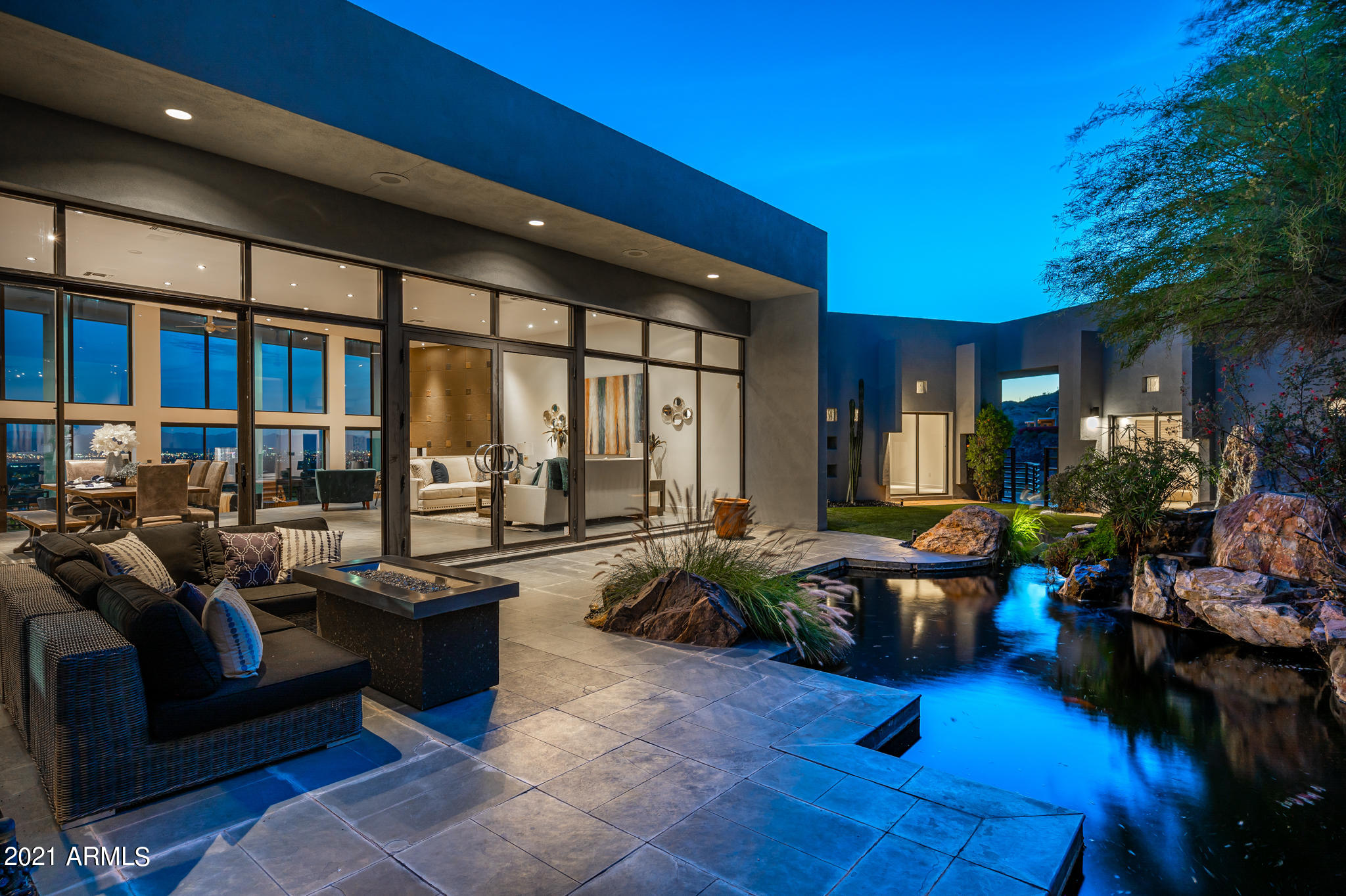 PARADISE HIGHLANDS - Residential