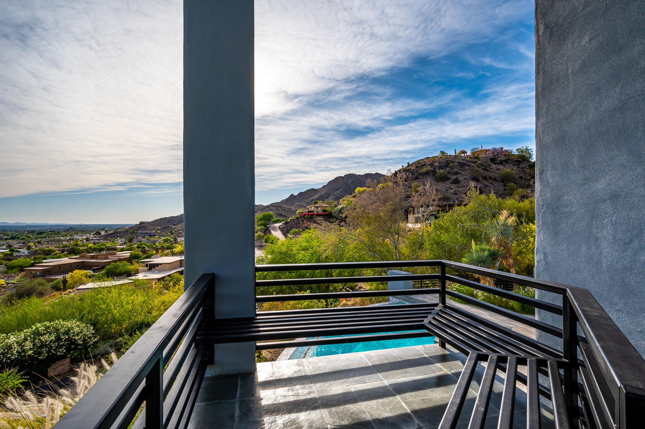 PARADISE HIGHLANDS - Residential