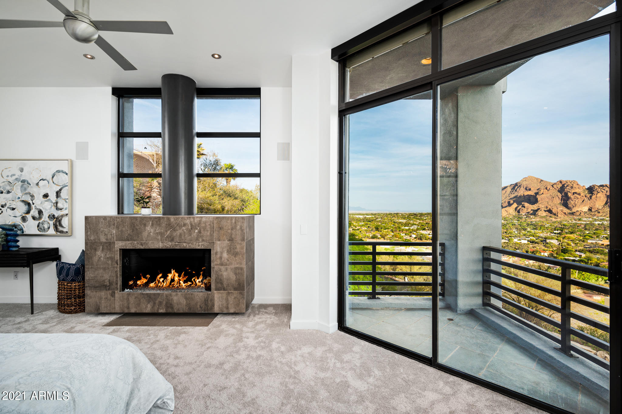 PARADISE HIGHLANDS - Residential