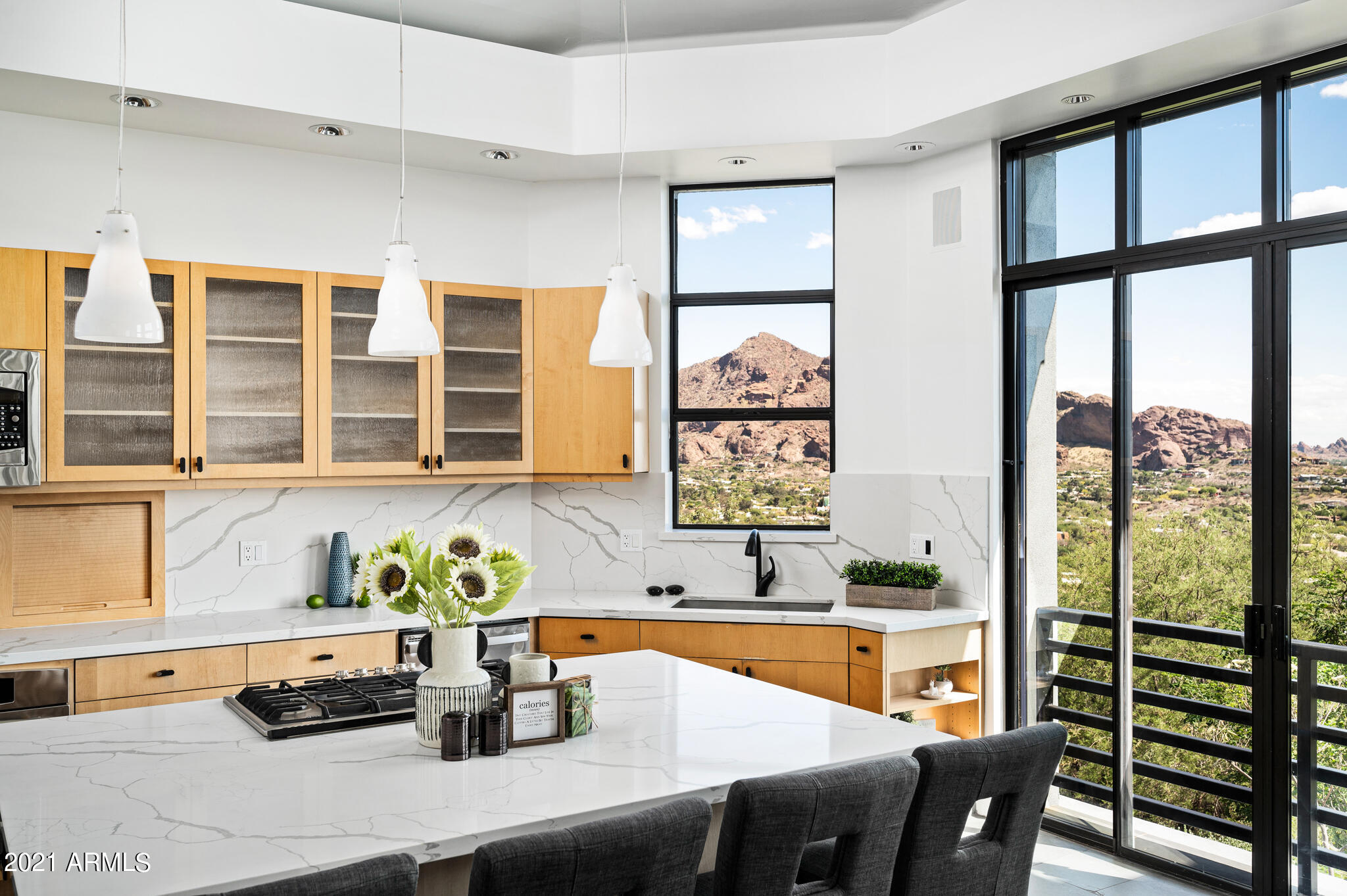 PARADISE HIGHLANDS - Residential
