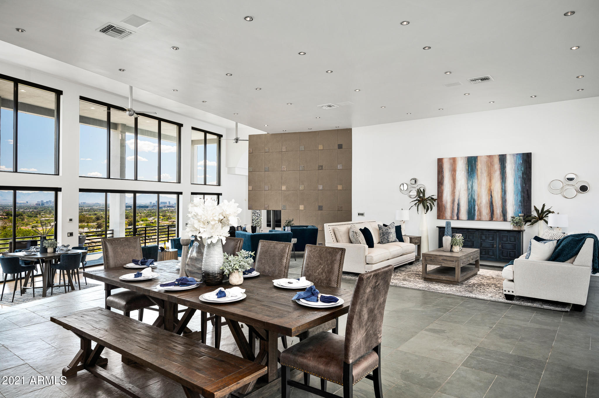 PARADISE HIGHLANDS - Residential