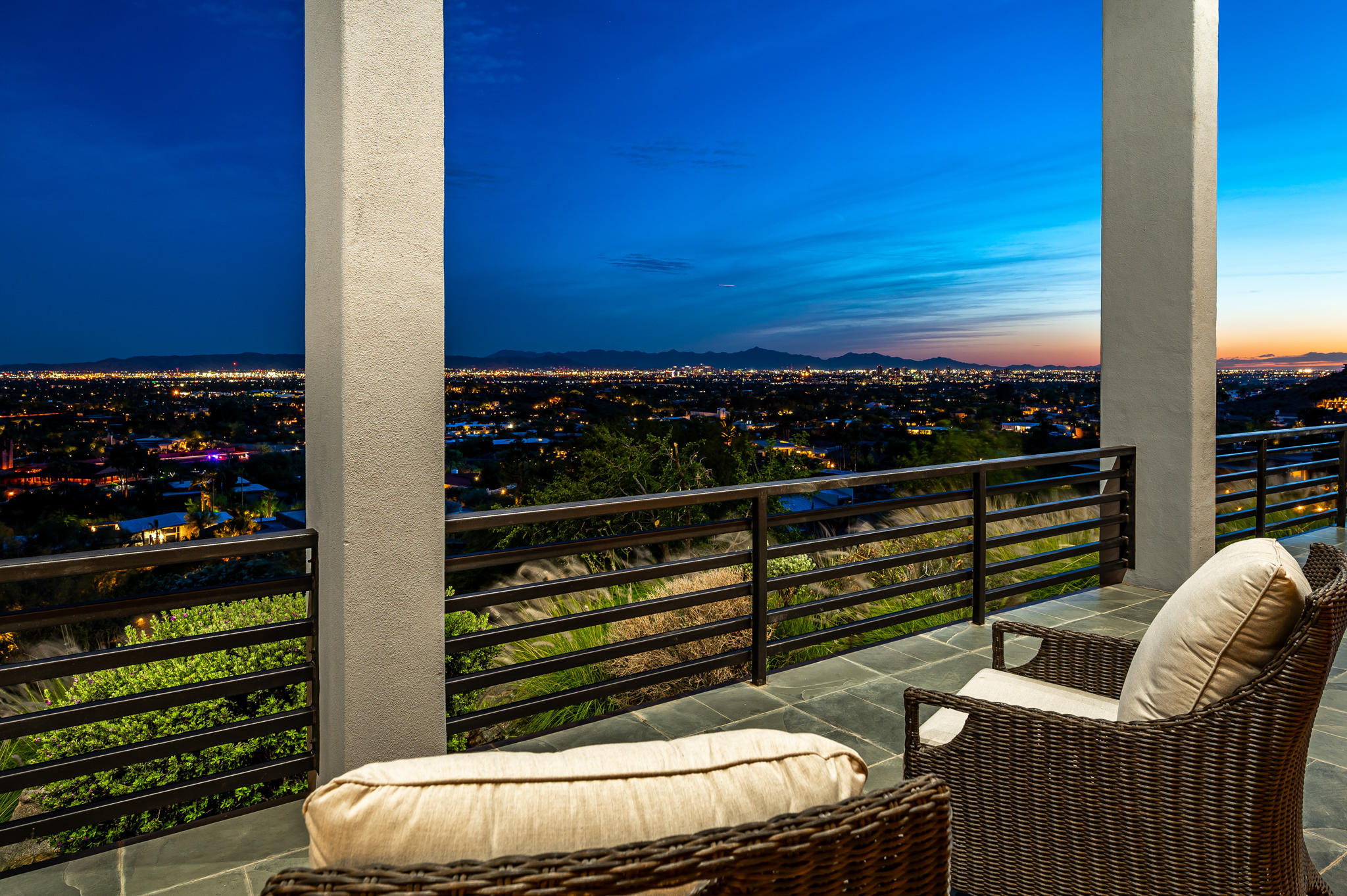 PARADISE HIGHLANDS - Residential
