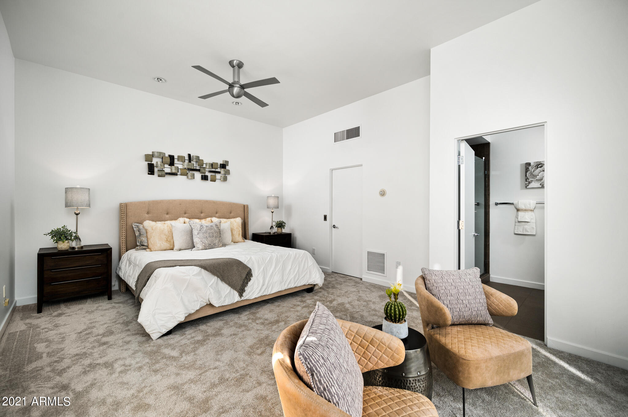 PARADISE HIGHLANDS - Residential