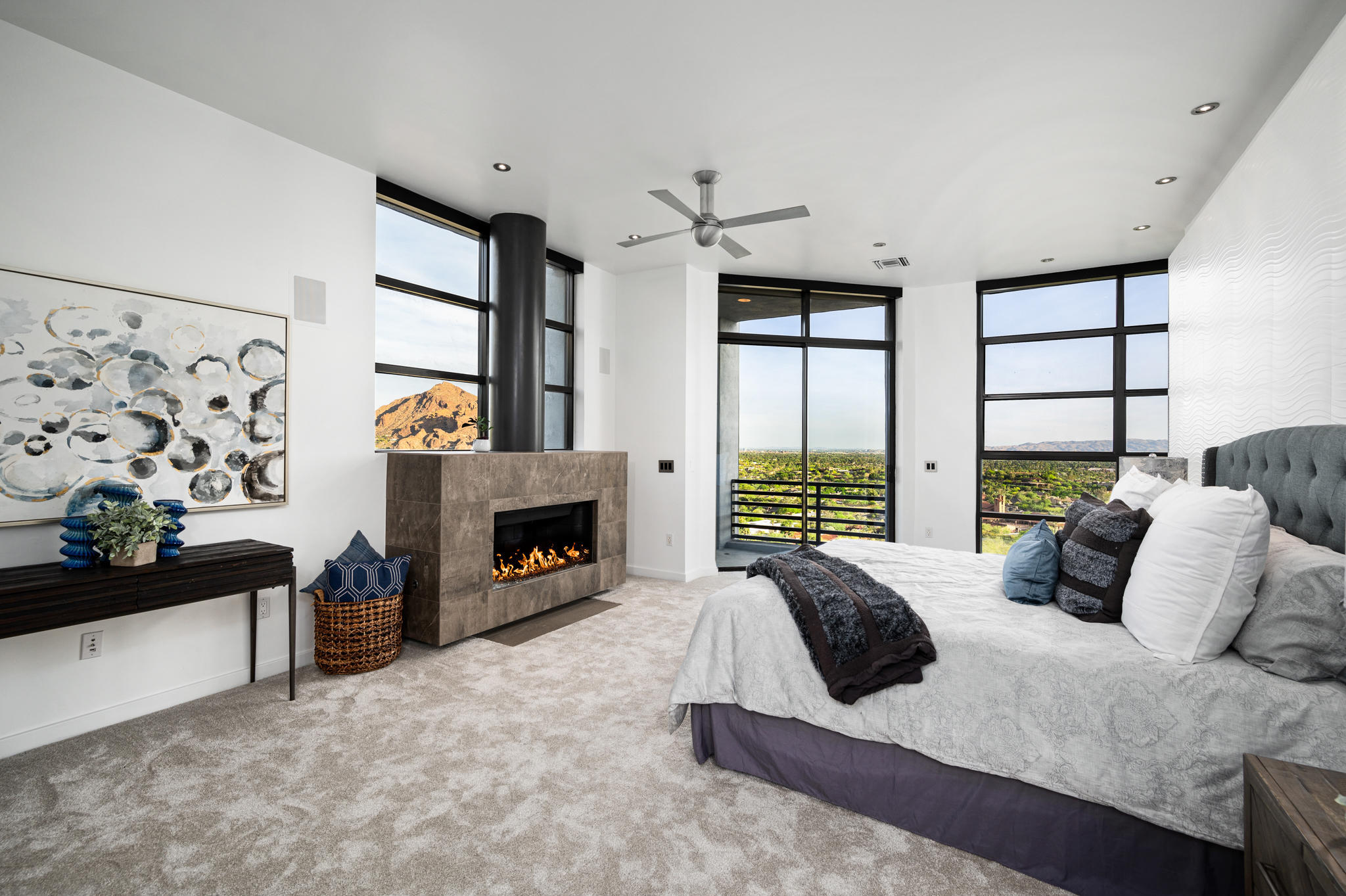 PARADISE HIGHLANDS - Residential