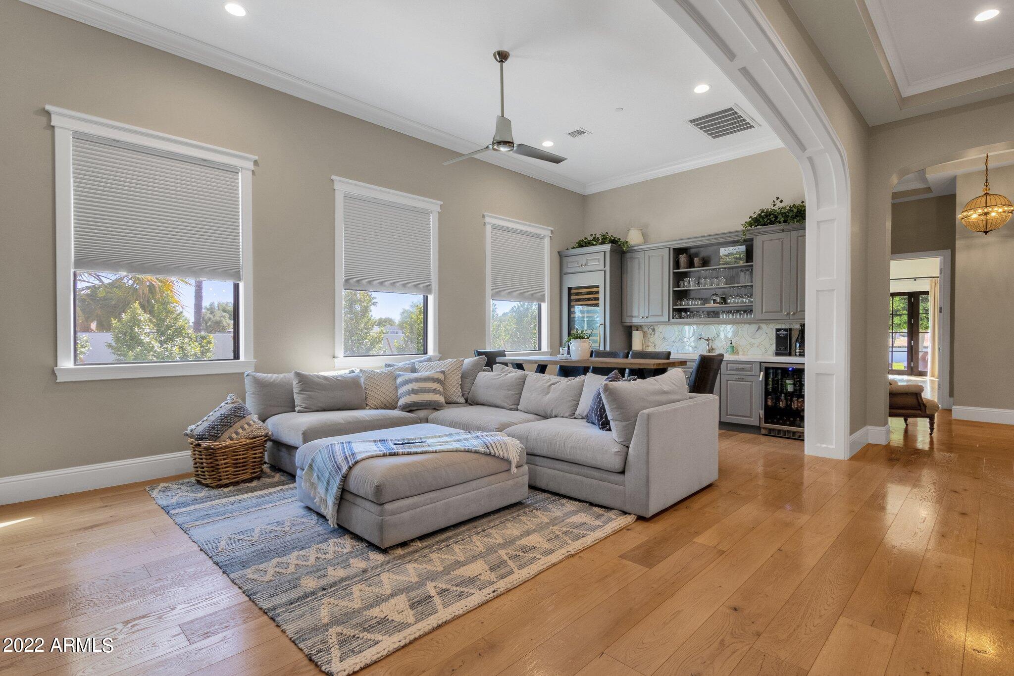 ARCADIA VISTA MANOR - Residential
