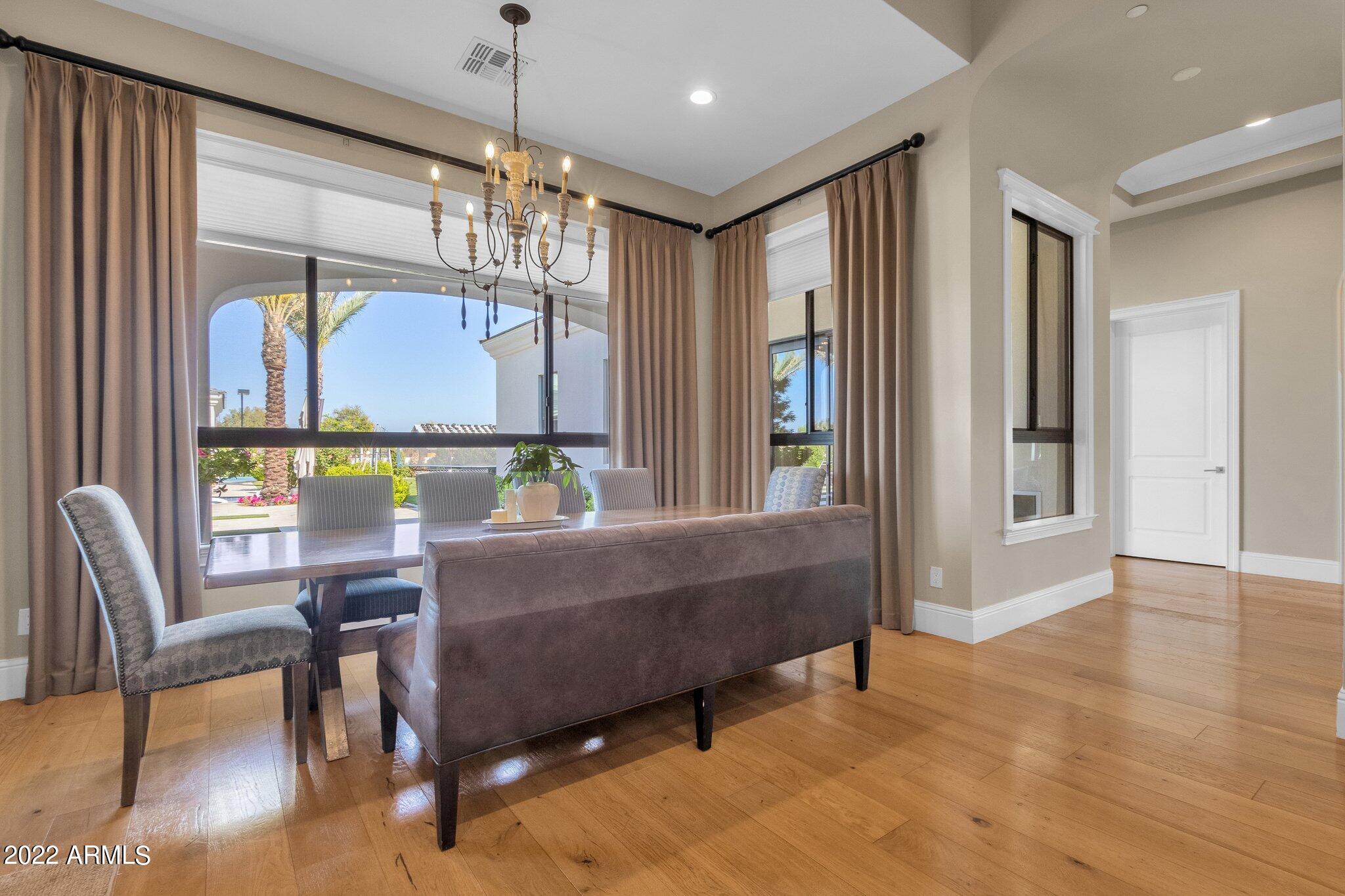 ARCADIA VISTA MANOR - Residential