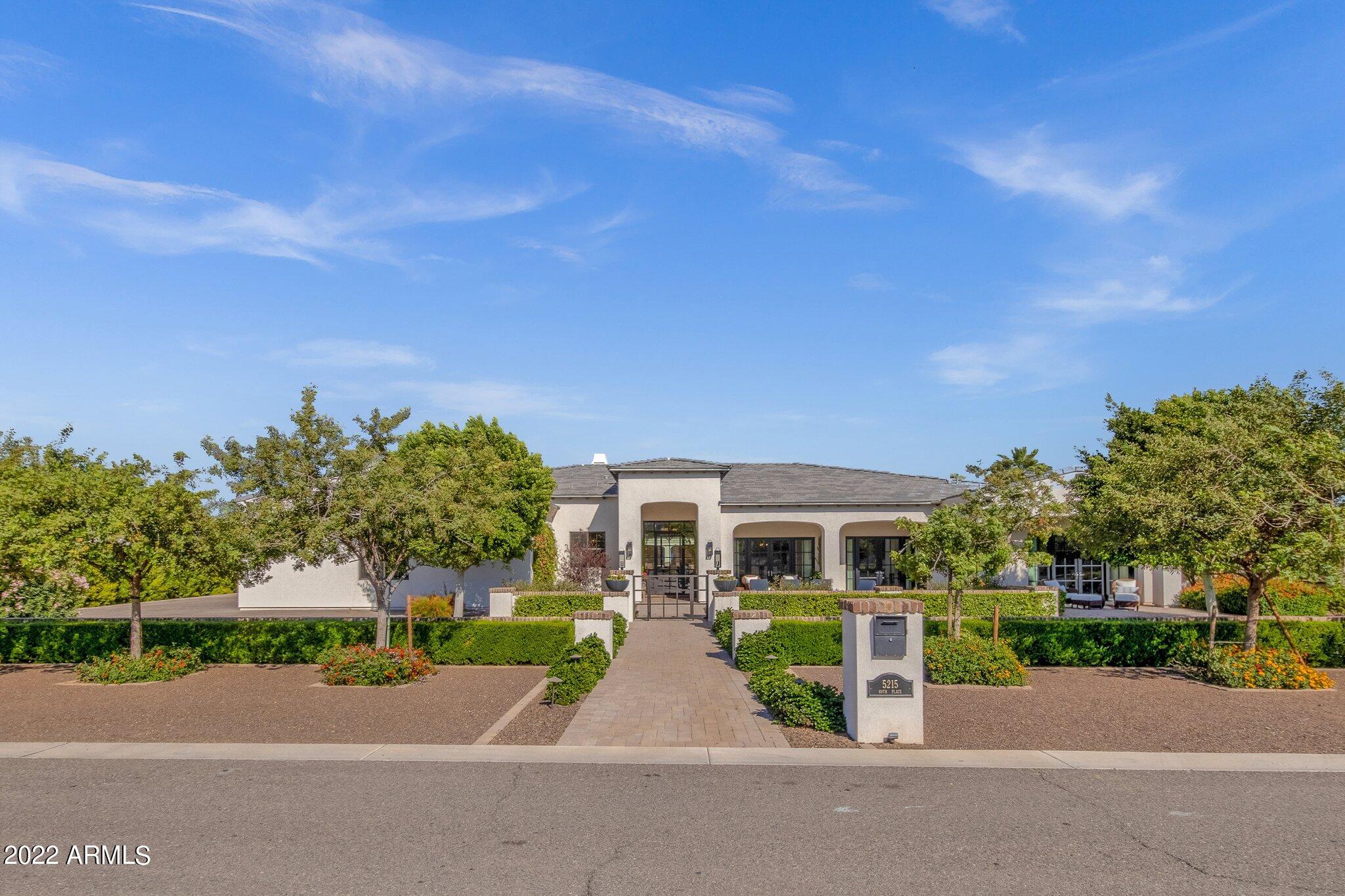 ARCADIA VISTA MANOR - Residential