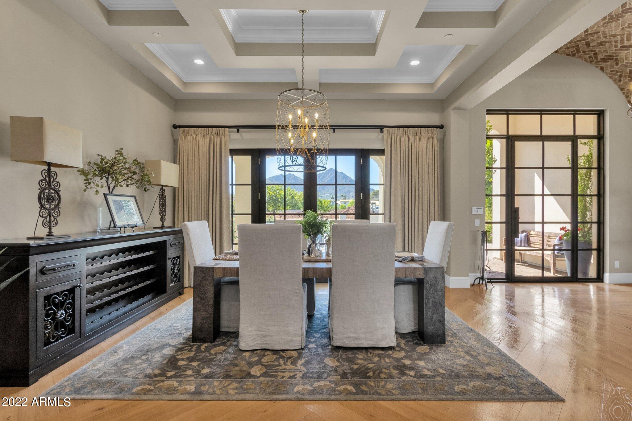 ARCADIA VISTA MANOR - Residential