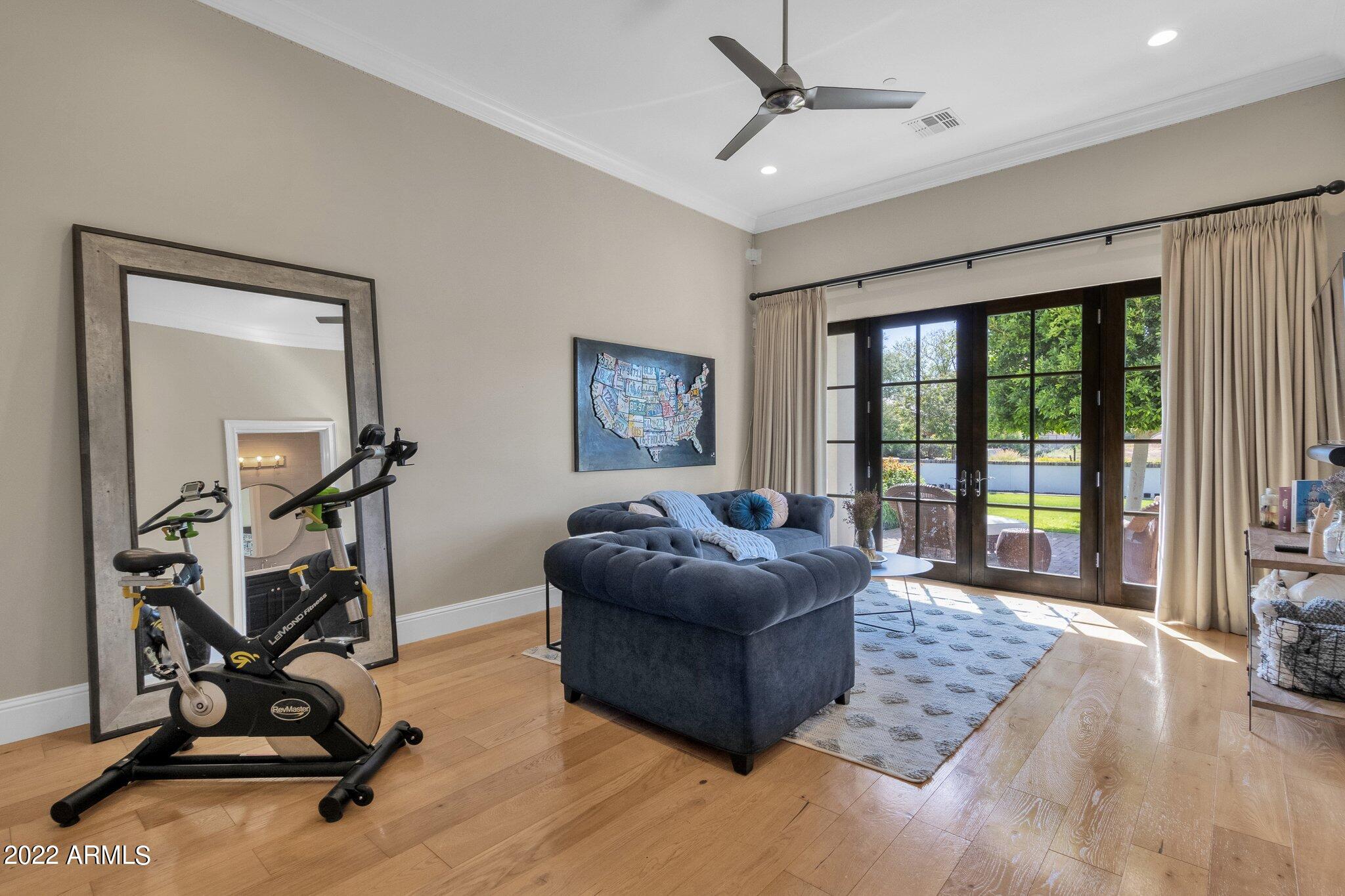 ARCADIA VISTA MANOR - Residential
