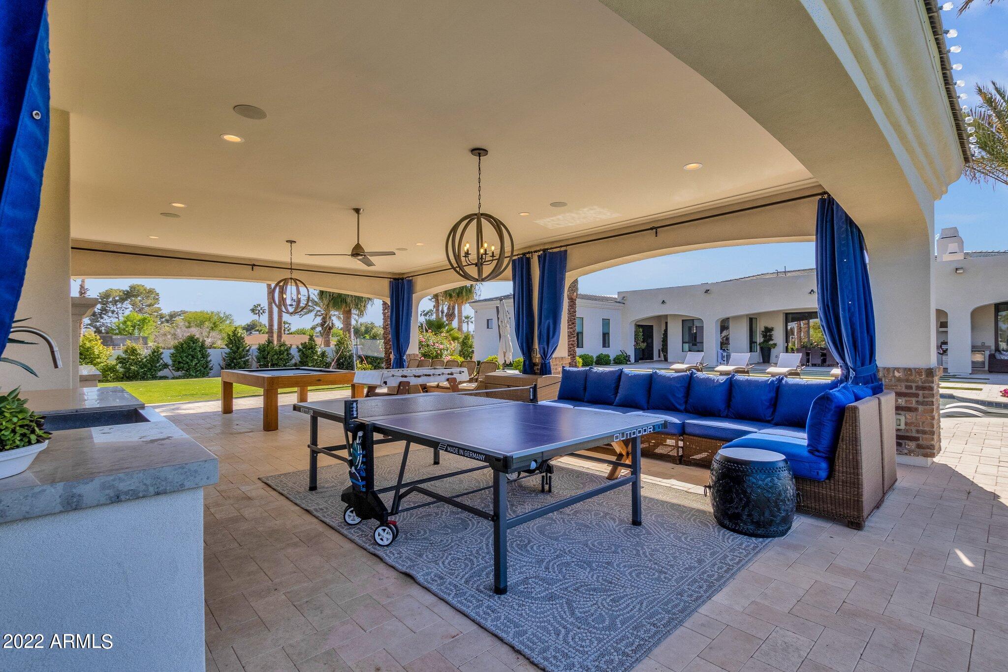 ARCADIA VISTA MANOR - Residential