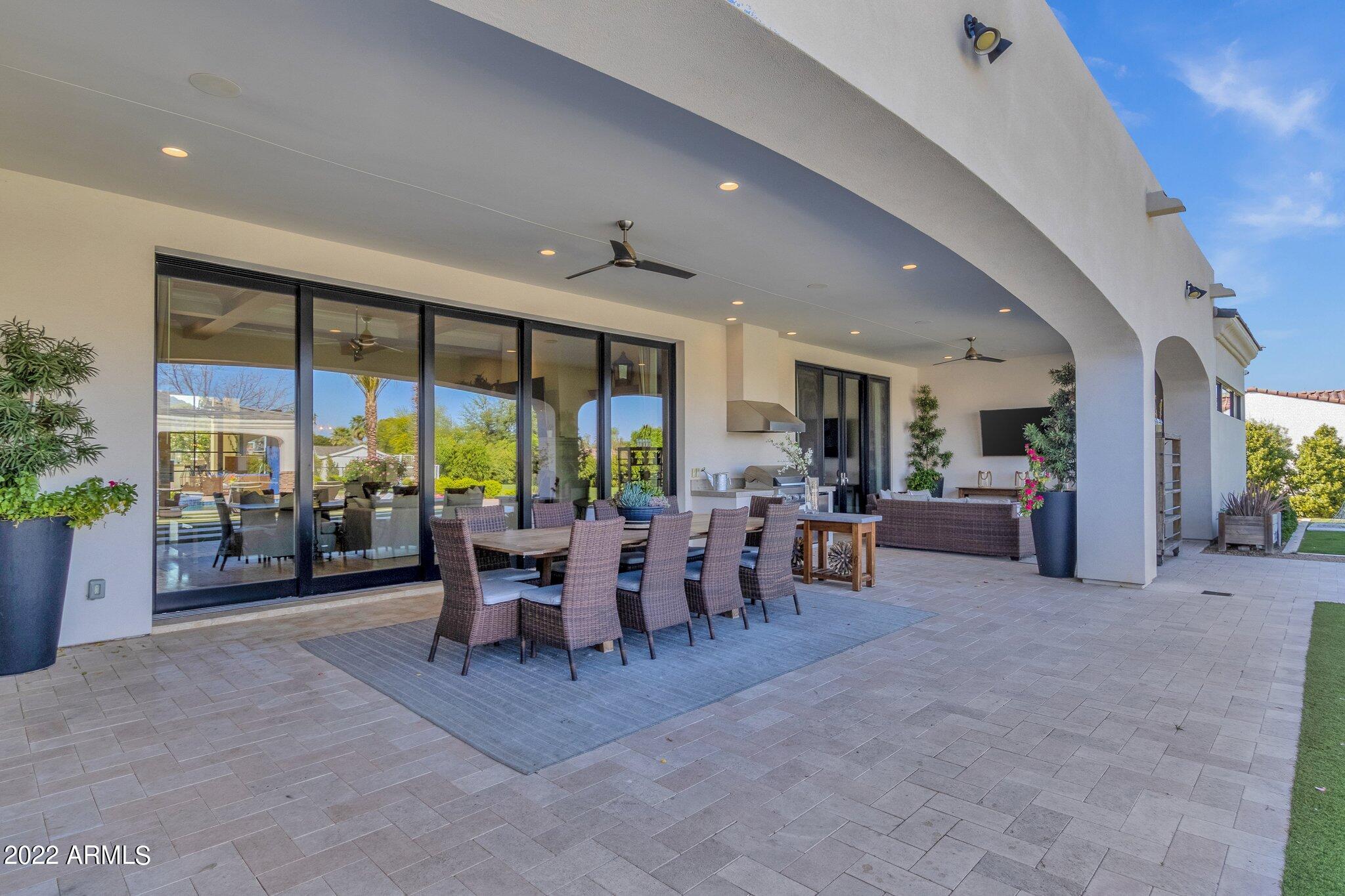 ARCADIA VISTA MANOR - Residential