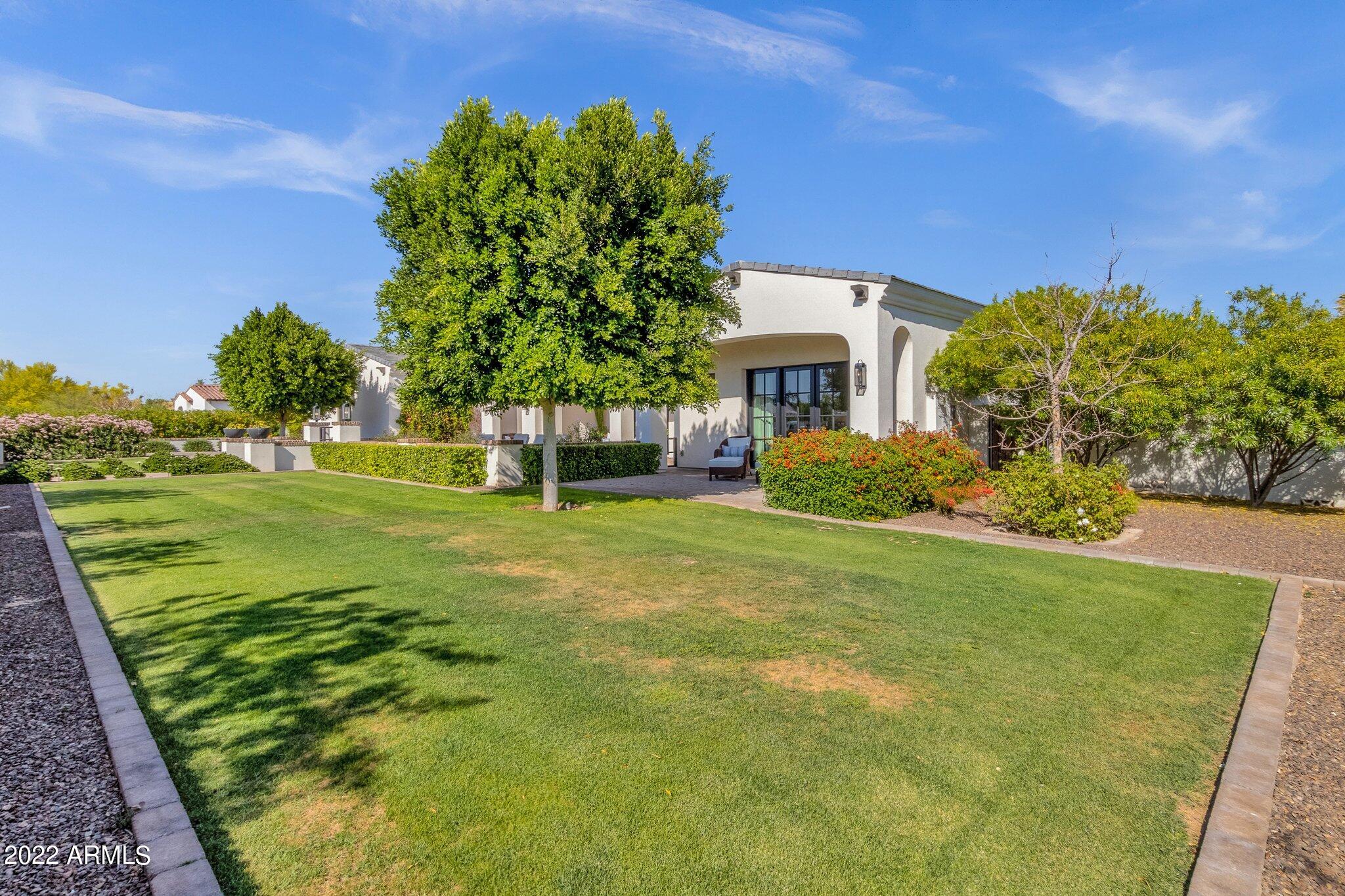 ARCADIA VISTA MANOR - Residential
