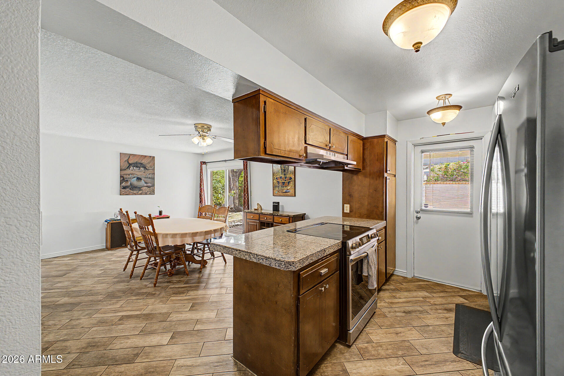KNOELL TEMPE 2 - Residential