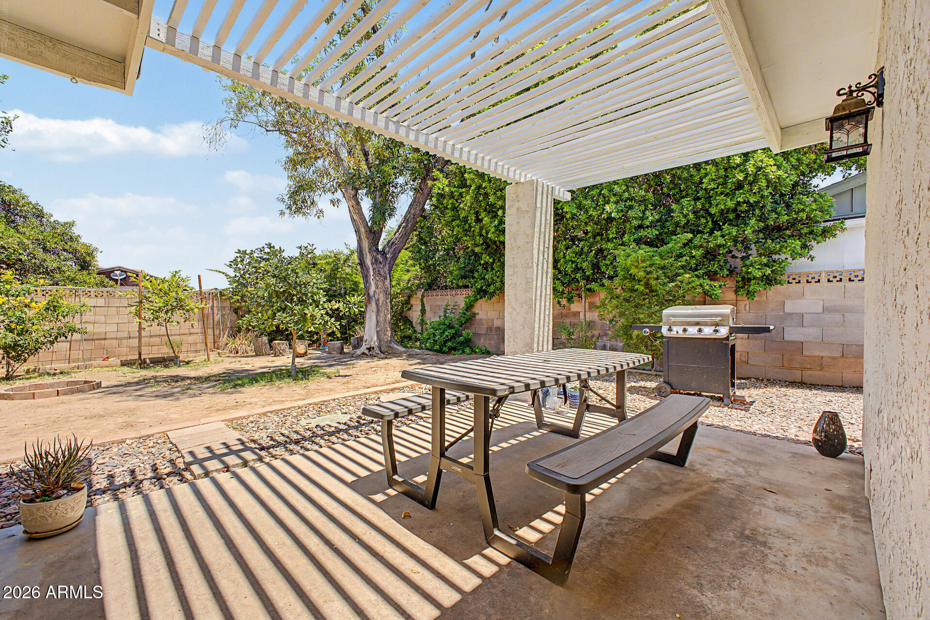KNOELL TEMPE 2 - Residential