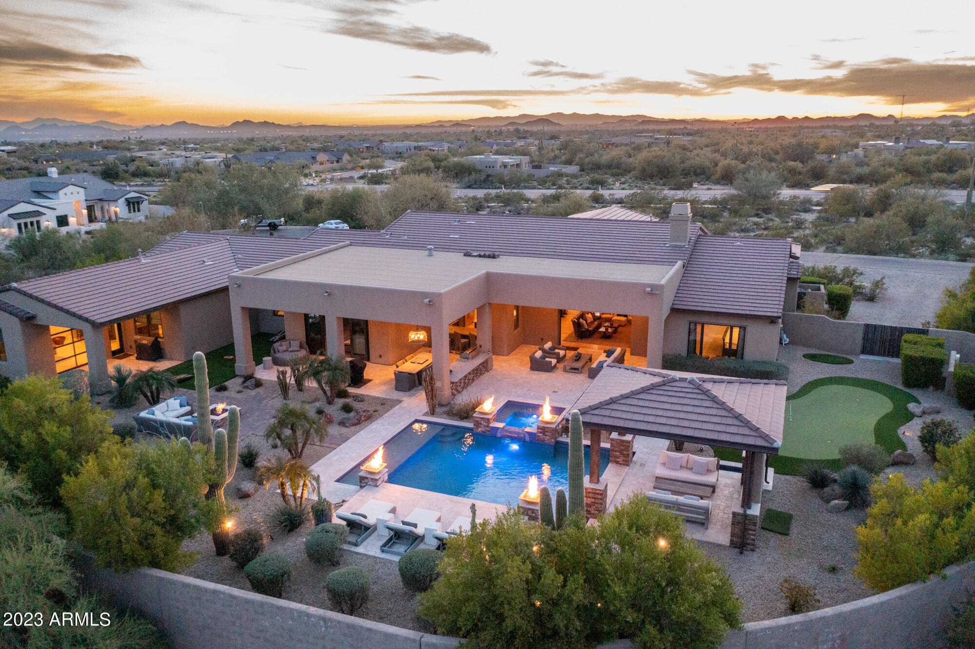 PINNACLE PEAK PLACE - Residential