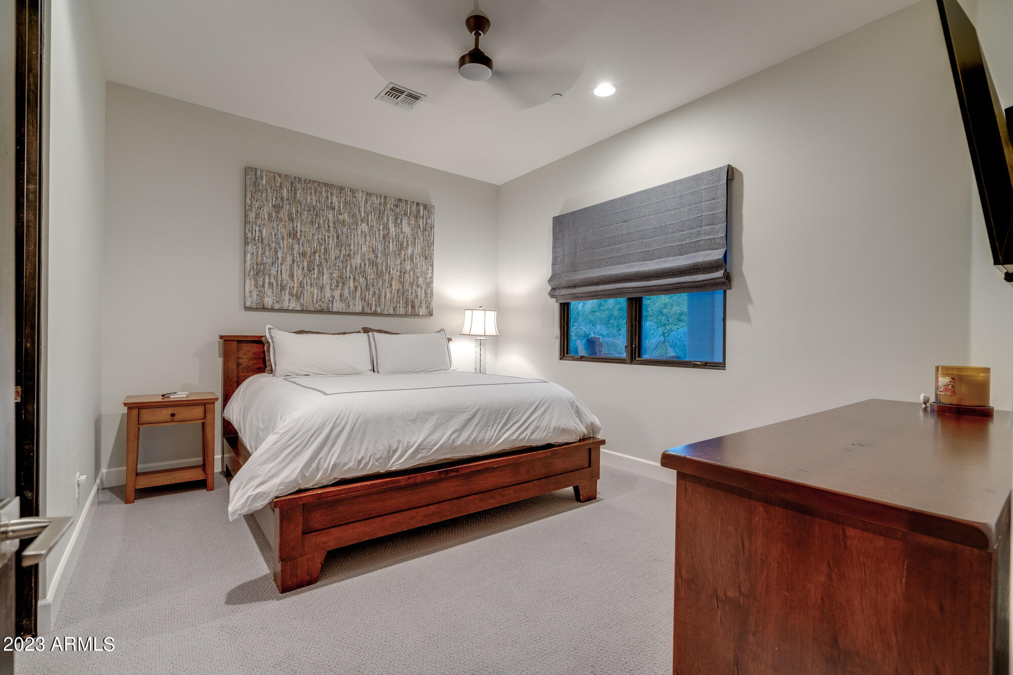 PINNACLE PEAK PLACE - Residential