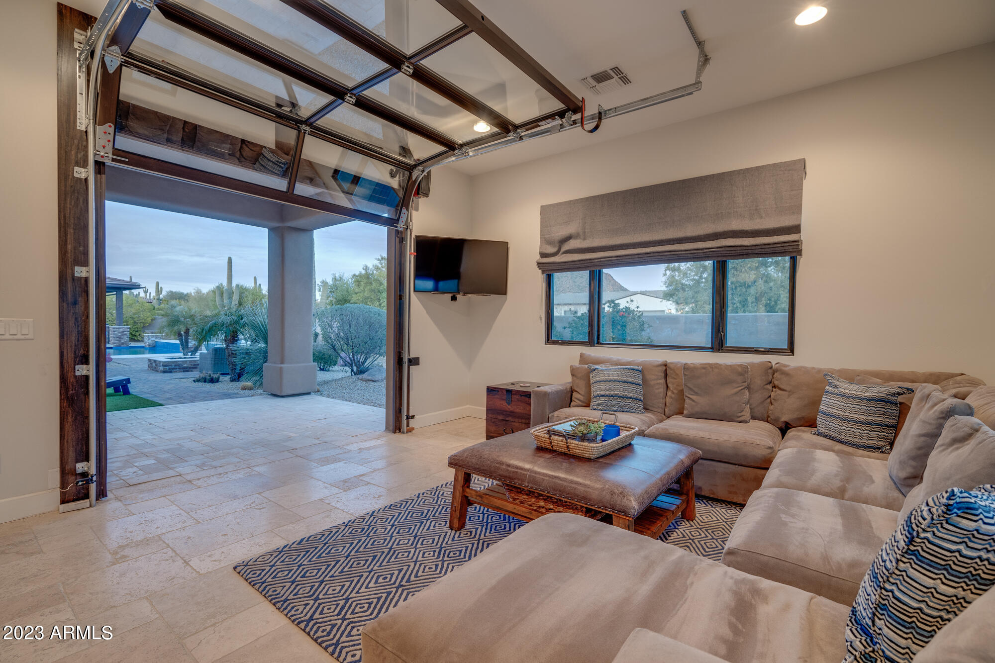 PINNACLE PEAK PLACE - Residential