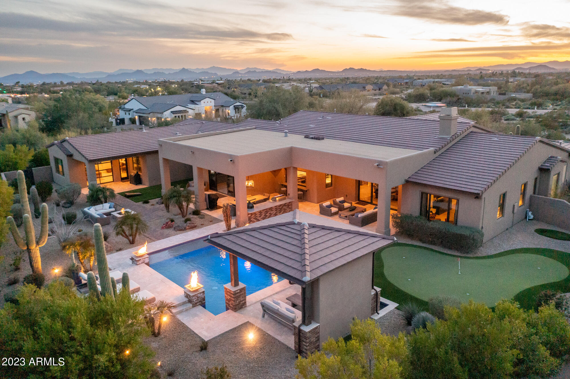 PINNACLE PEAK PLACE - Residential