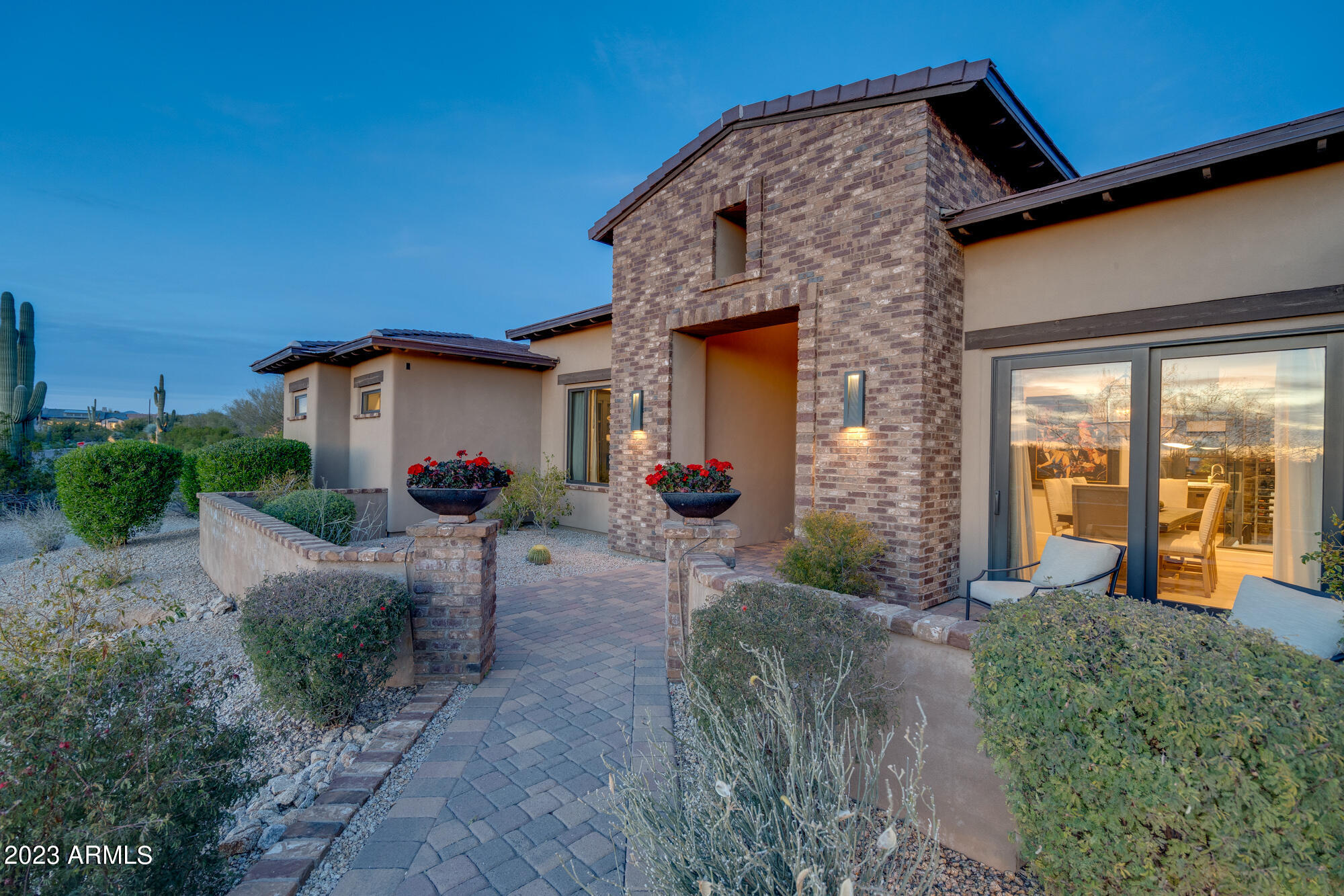 PINNACLE PEAK PLACE - Residential