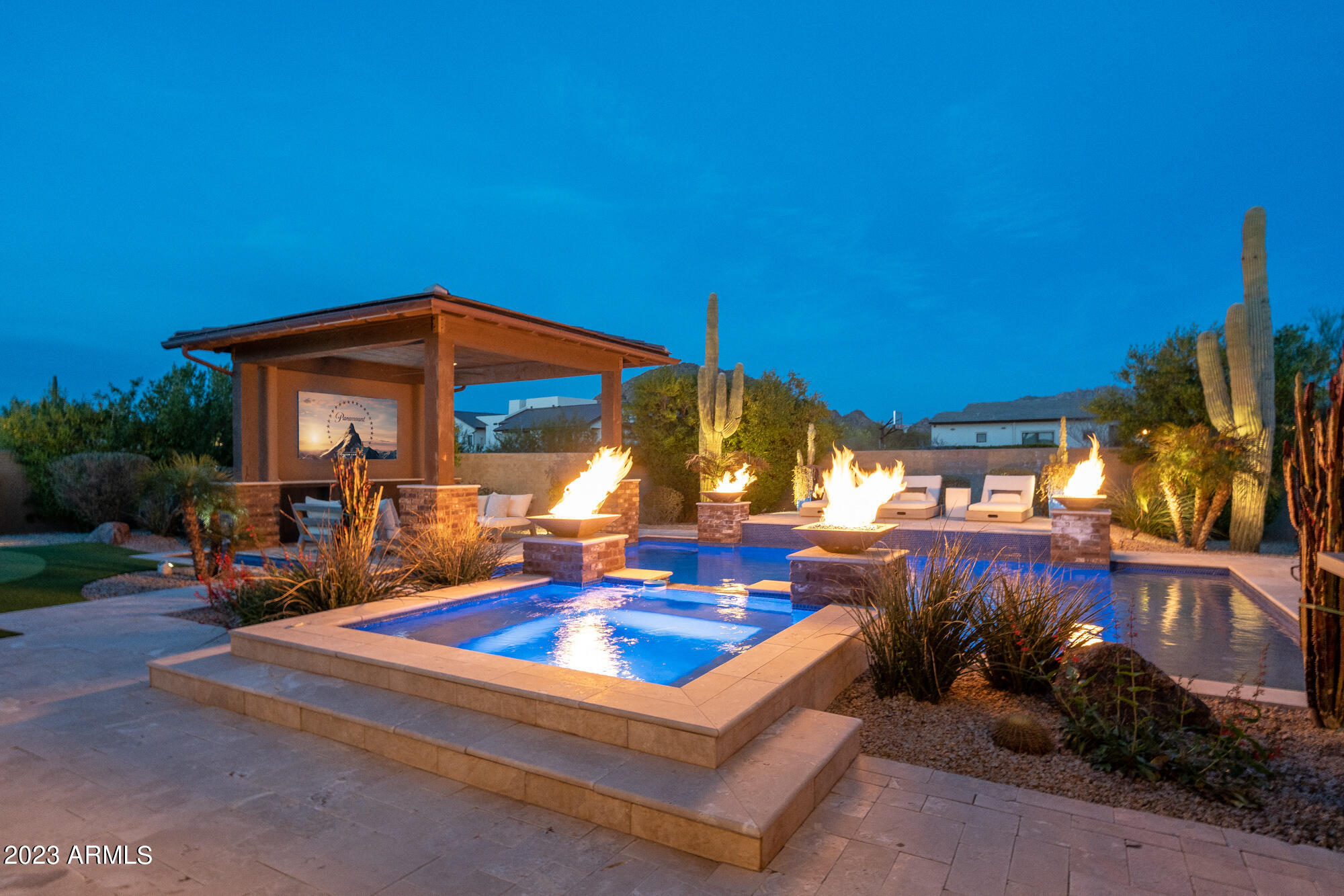 PINNACLE PEAK PLACE - Residential