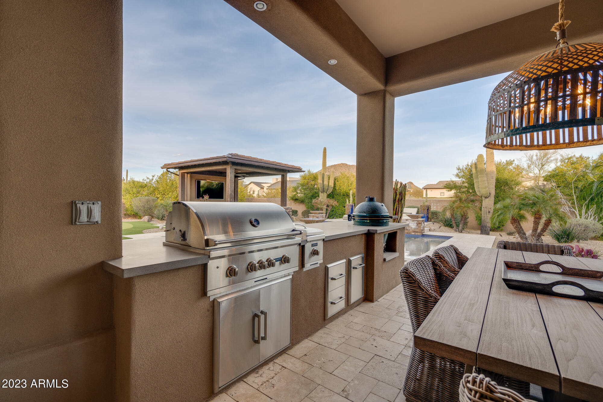 PINNACLE PEAK PLACE - Residential