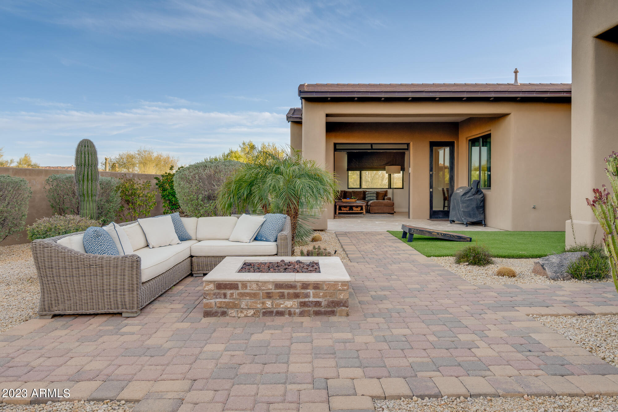 PINNACLE PEAK PLACE - Residential